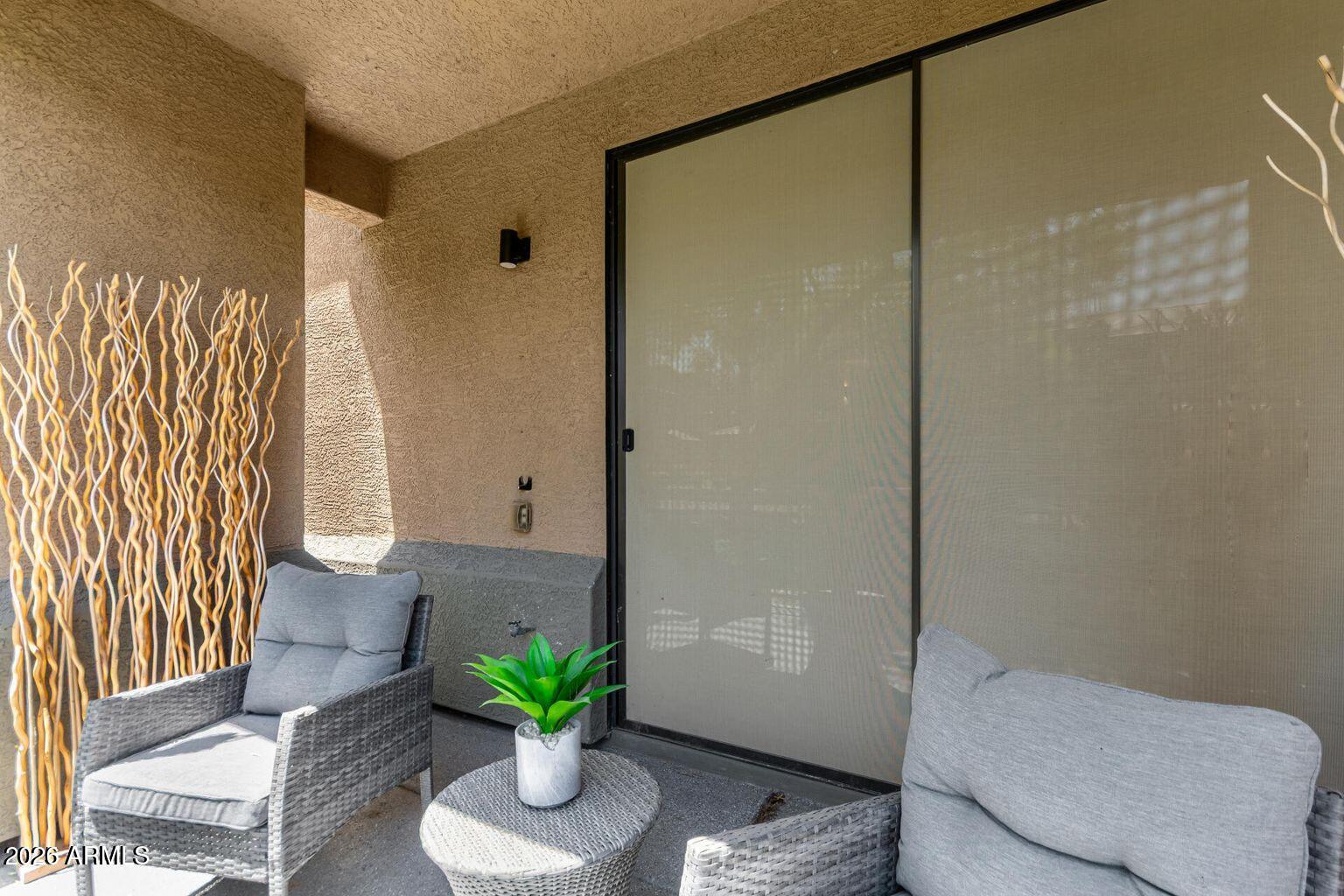 705 W QUEEN CREEK Road 1031