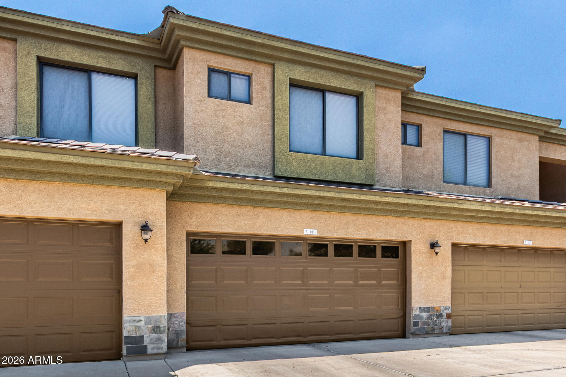 705 W QUEEN CREEK Road 1031