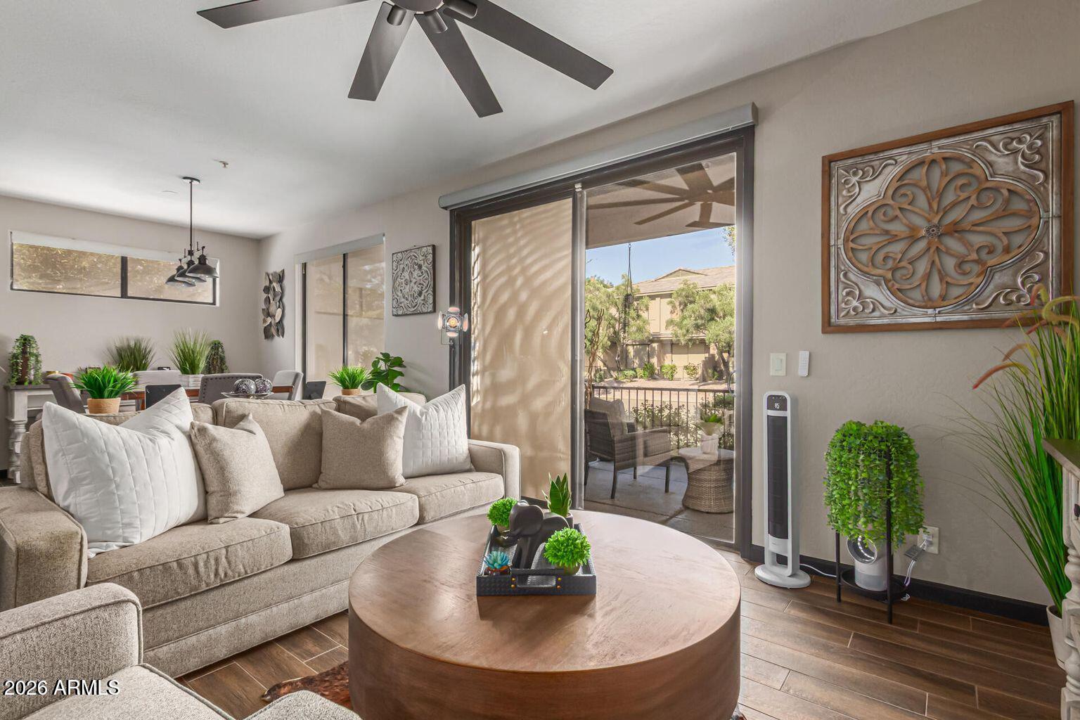 705 W QUEEN CREEK Road 1031