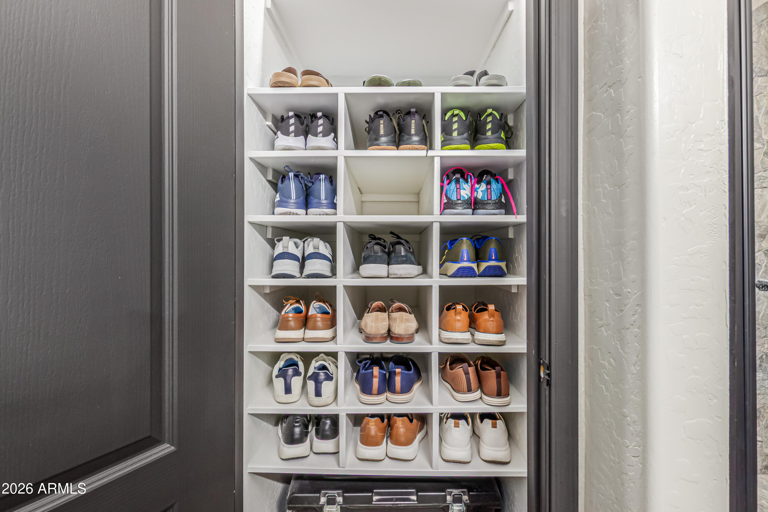 705 W QUEEN CREEK Road 1031