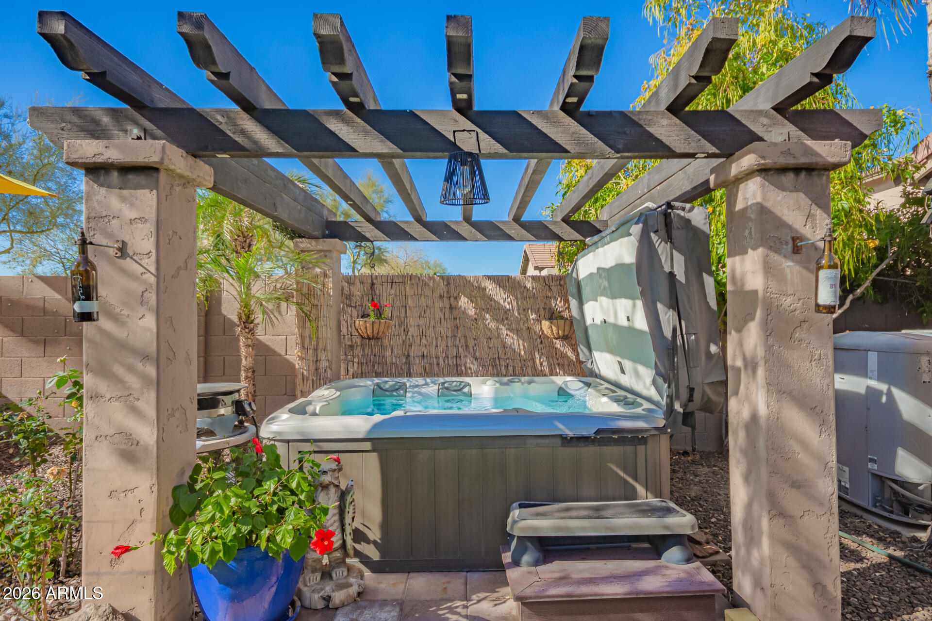 4709 E LONE CACTUS Drive