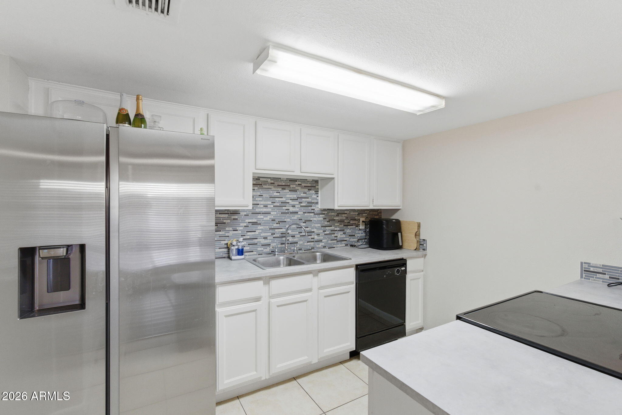 3511 E BASELINE Road 1096