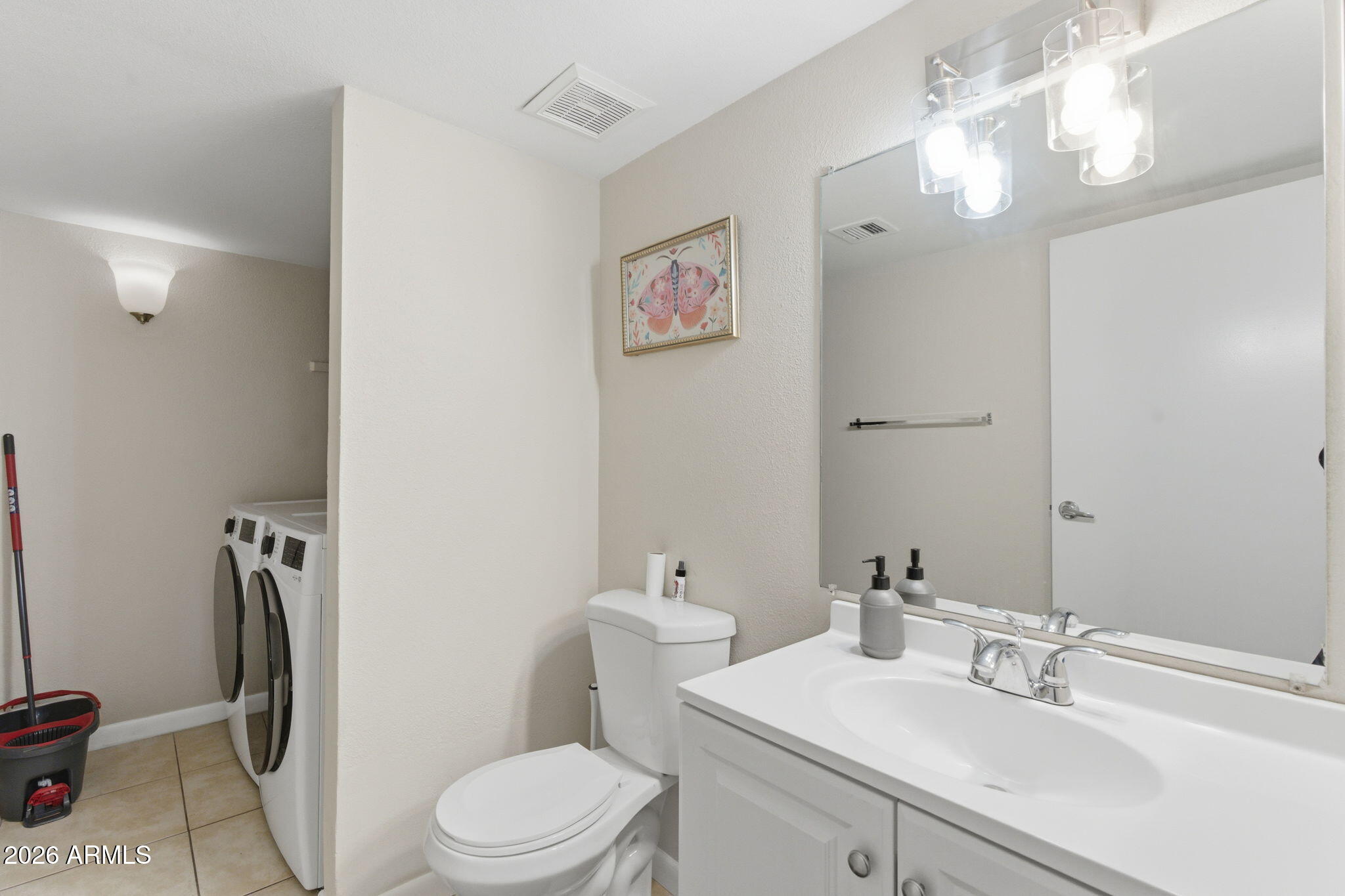 3511 E BASELINE Road 1096