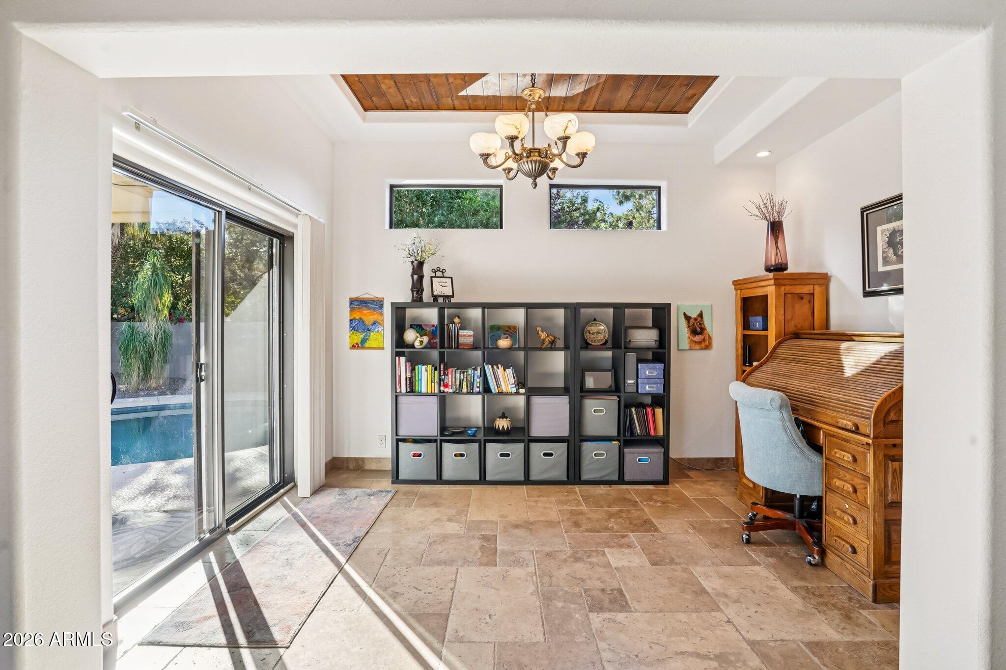 8019 E MCLELLAN Boulevard