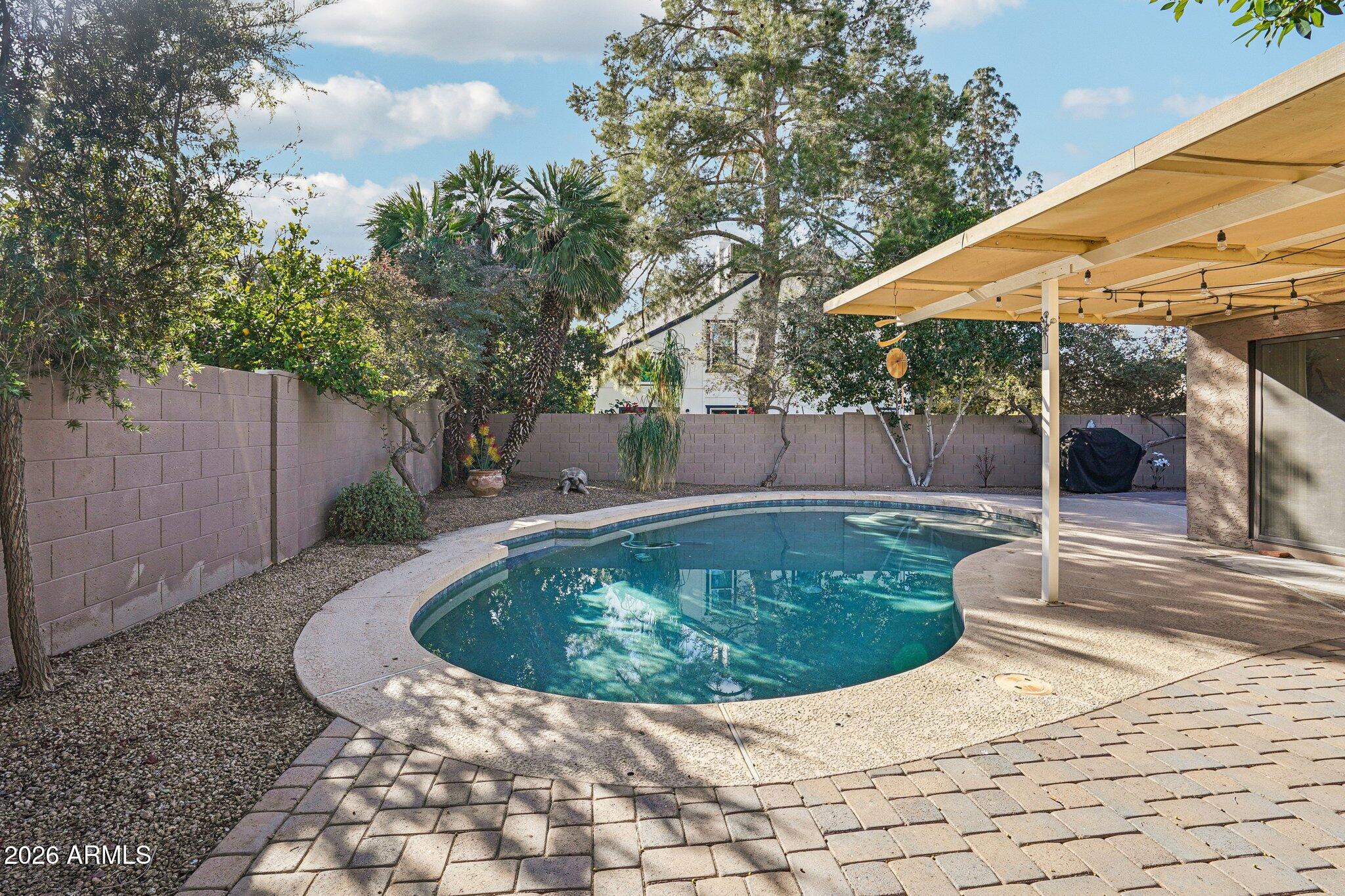 8019 E MCLELLAN Boulevard