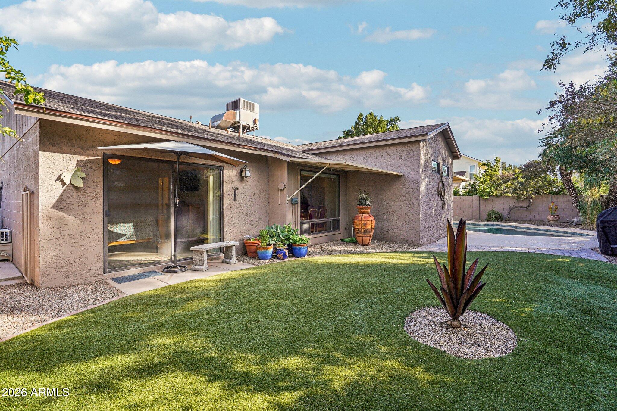 8019 E MCLELLAN Boulevard