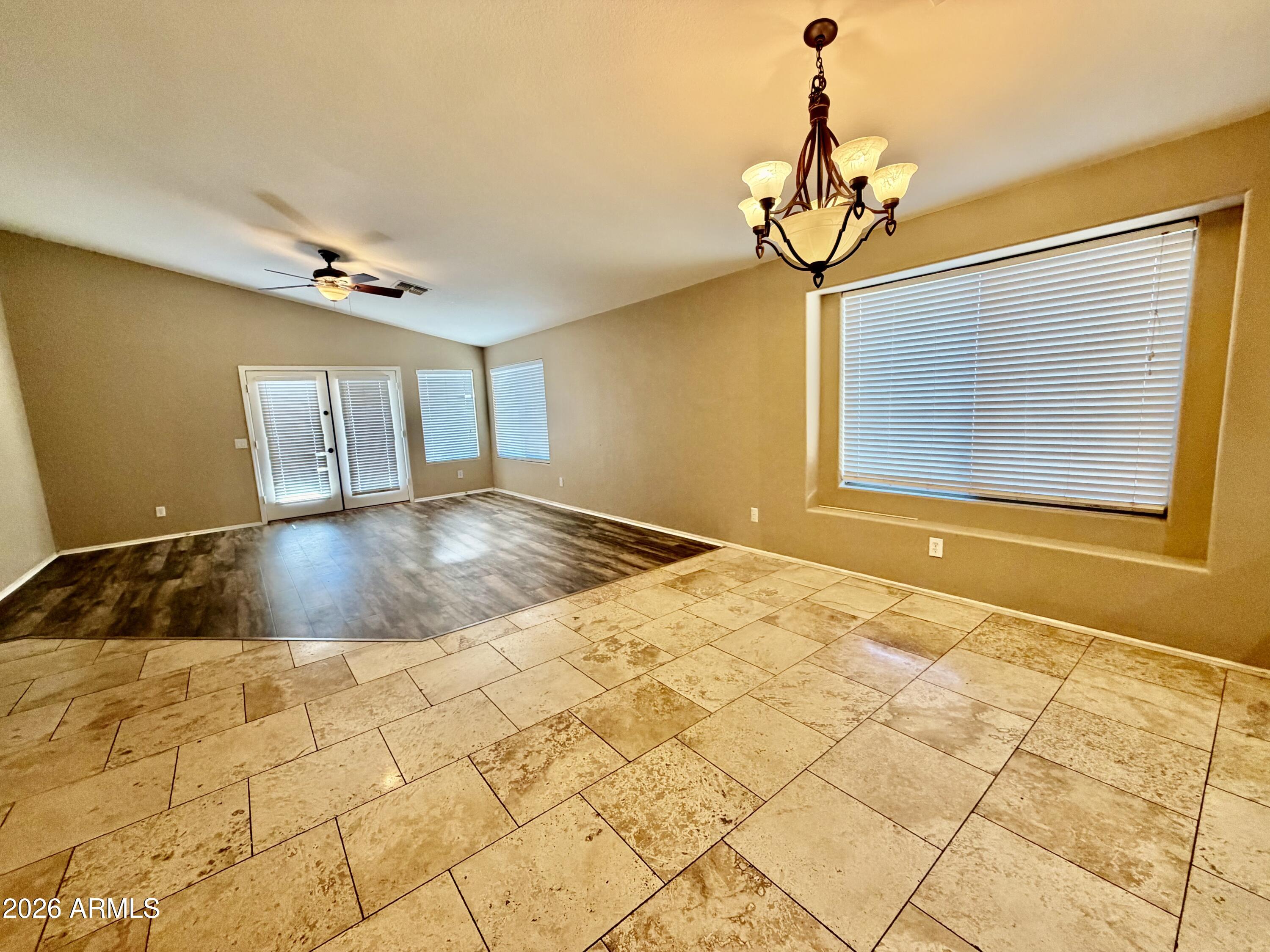 145 W HOLSTEIN Trail