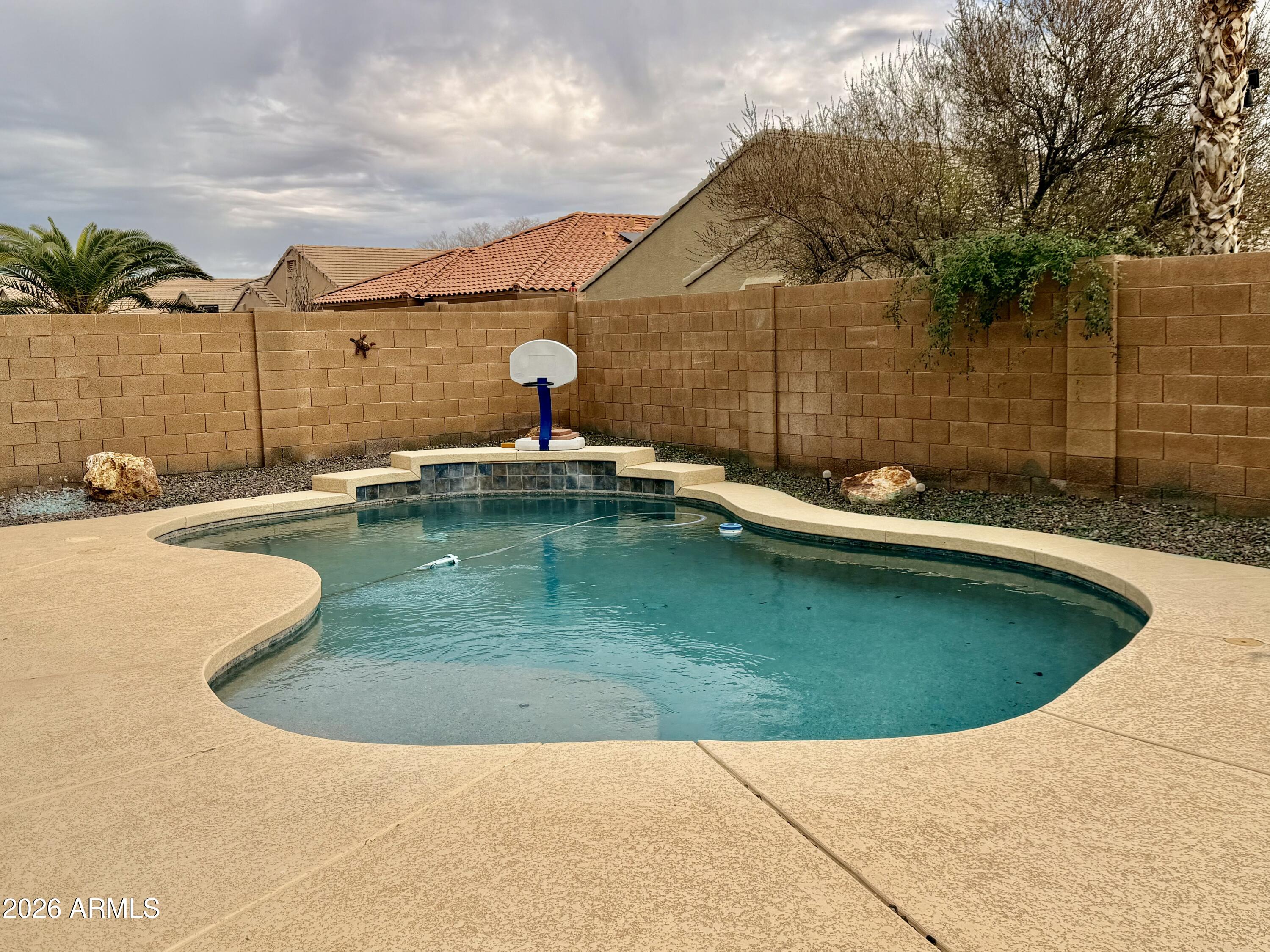 42645 W VENTURE Road