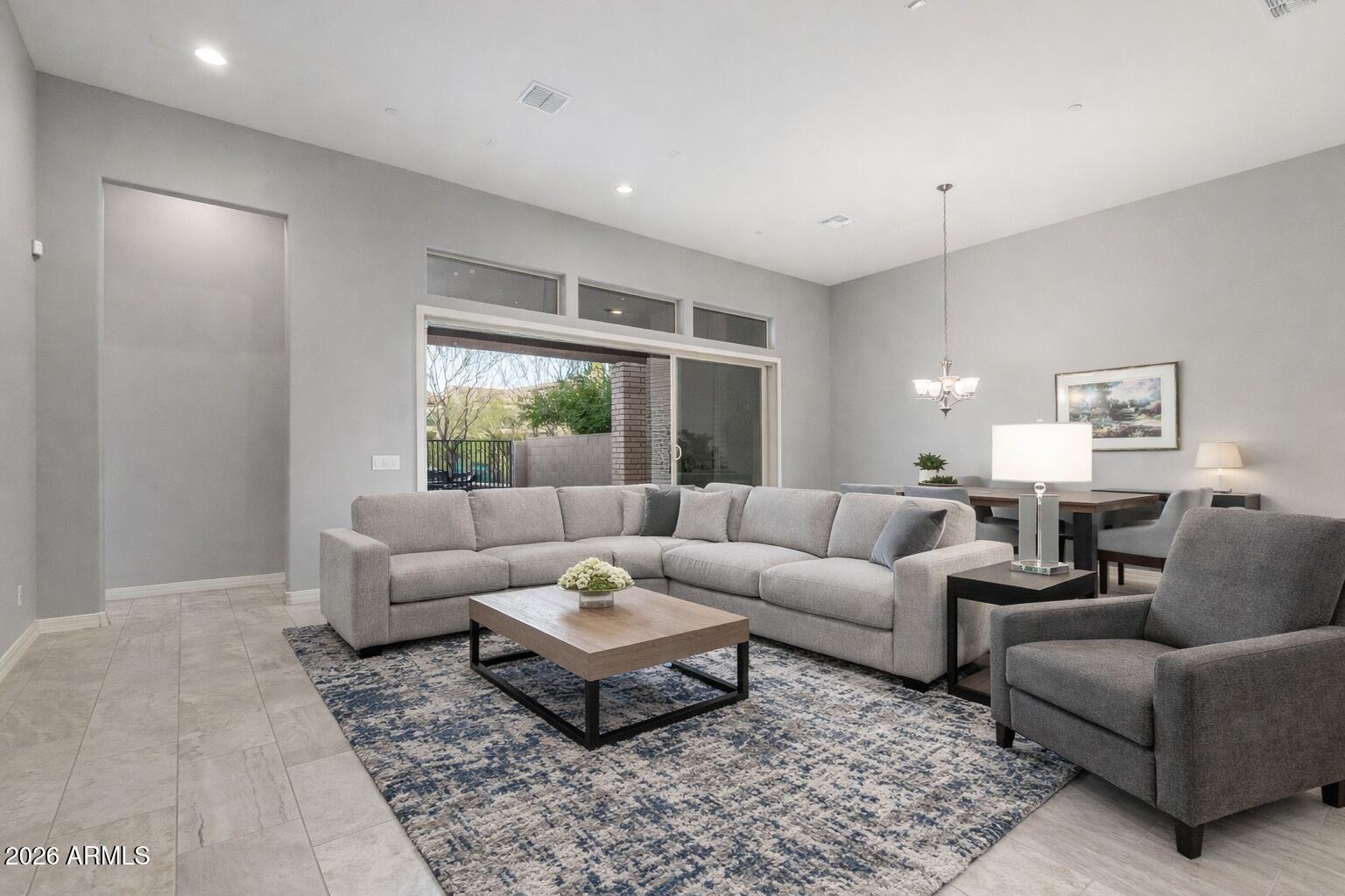 7334 E PARAISO Drive