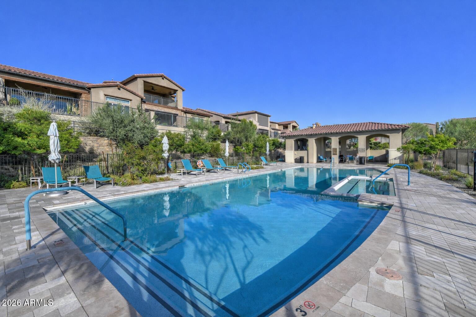 7334 E PARAISO Drive