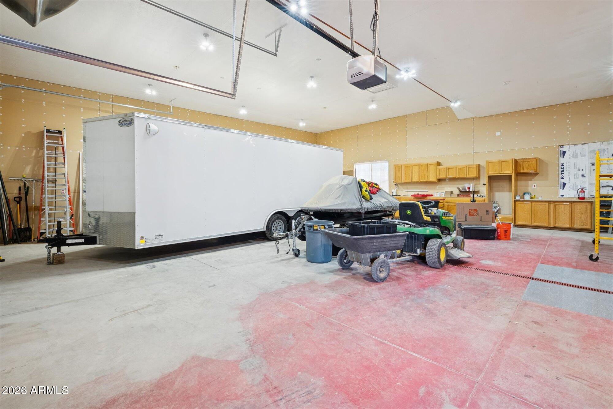 12135 N FALDALE Road