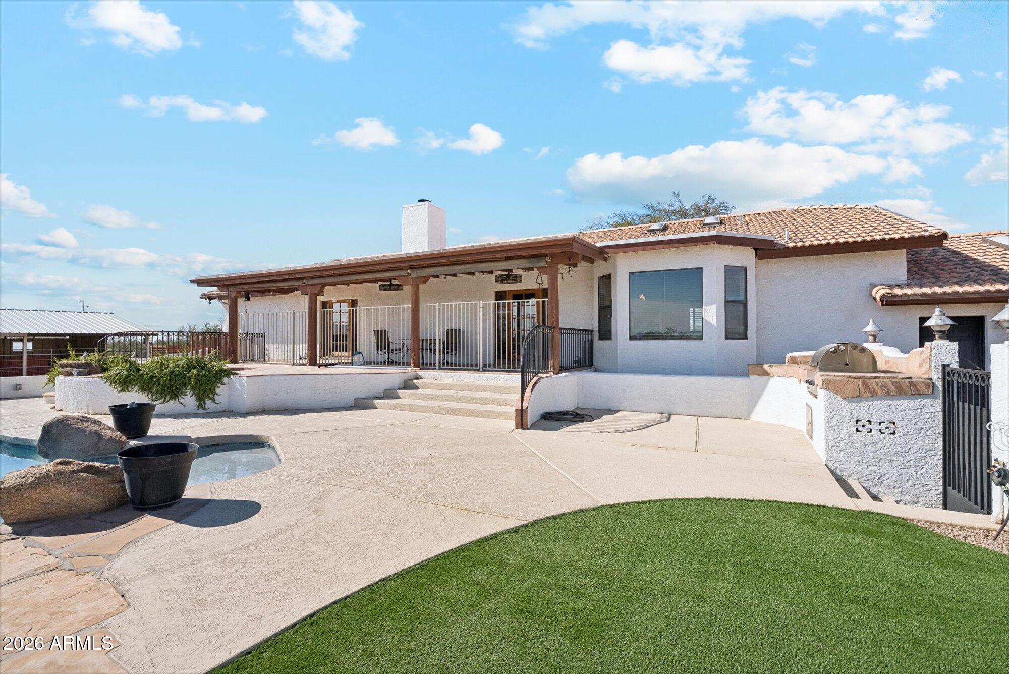 12135 N FALDALE Road