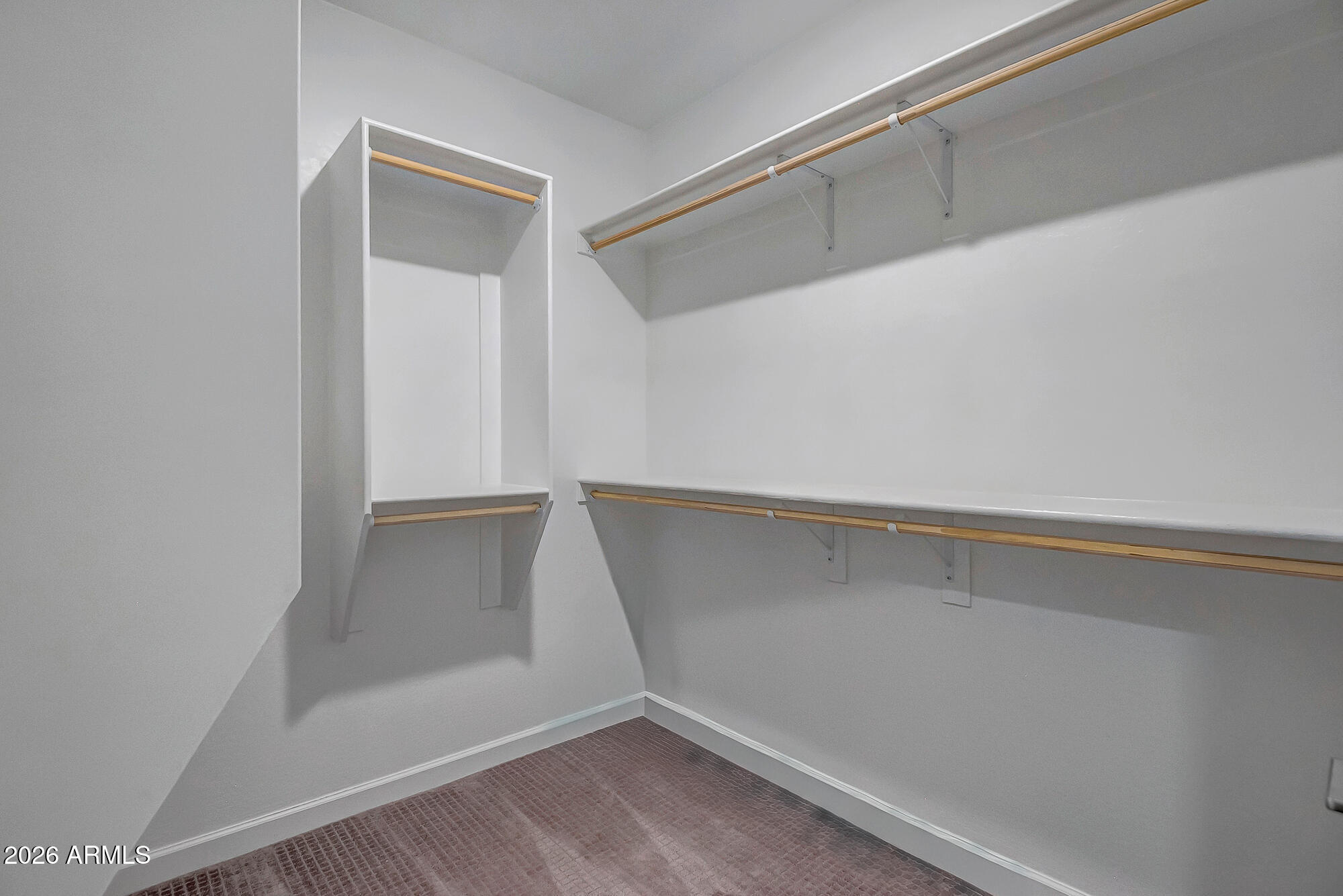 15896 W DESERT HOLLOW Drive