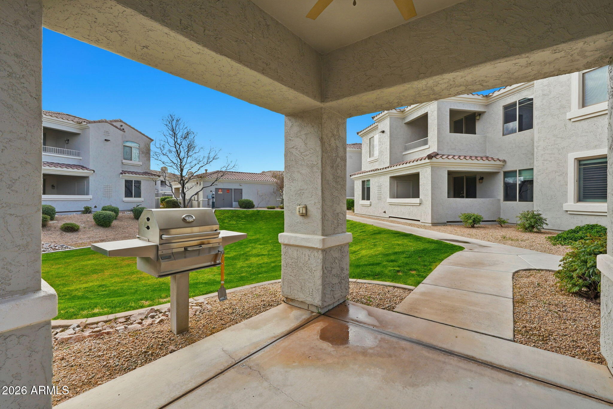 900 S CANAL Drive 211