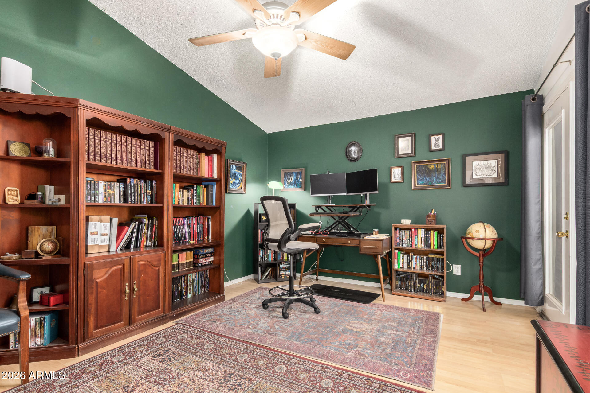 2142 W KNOWLES Circle