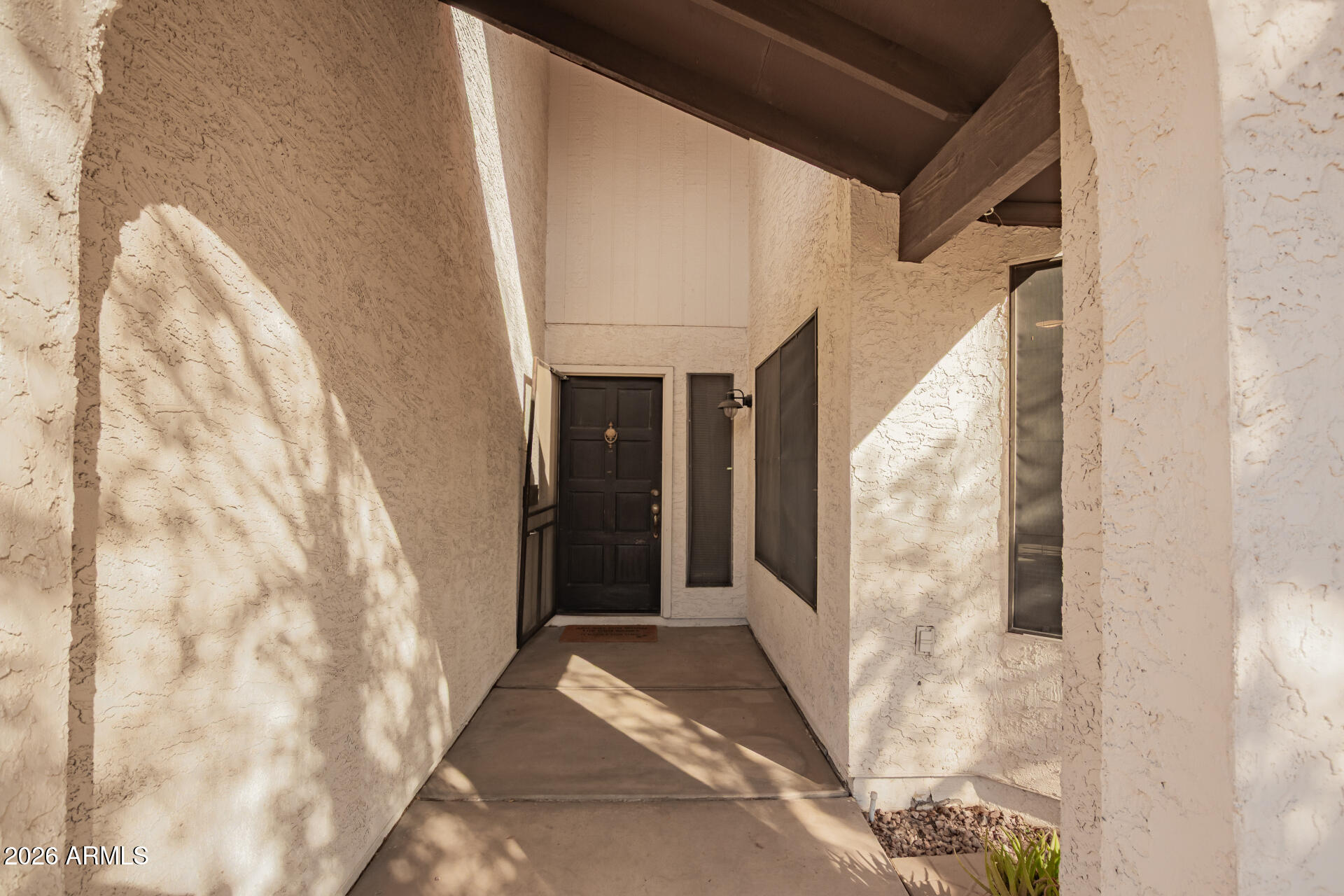 2142 W KNOWLES Circle