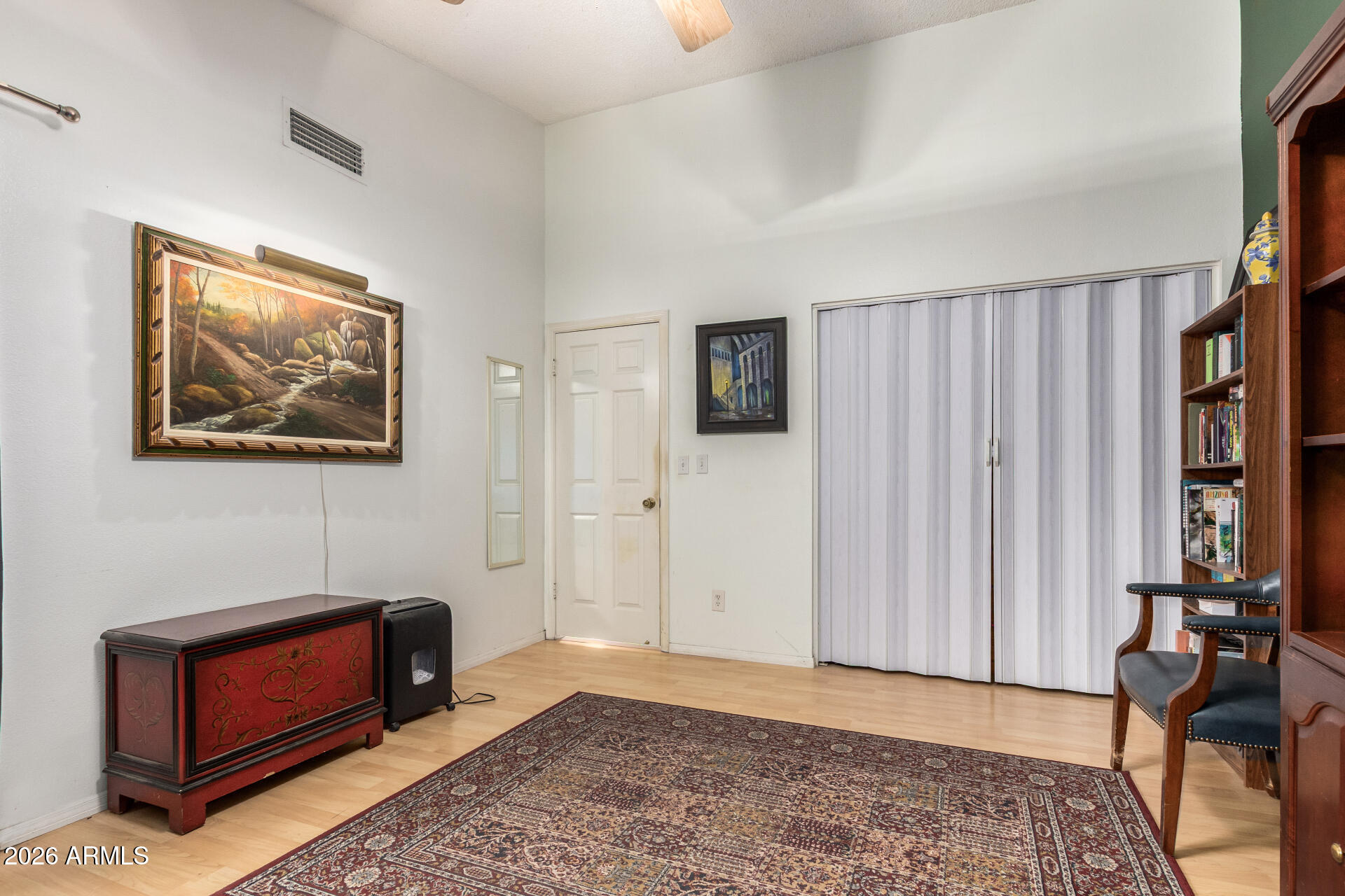 2142 W KNOWLES Circle