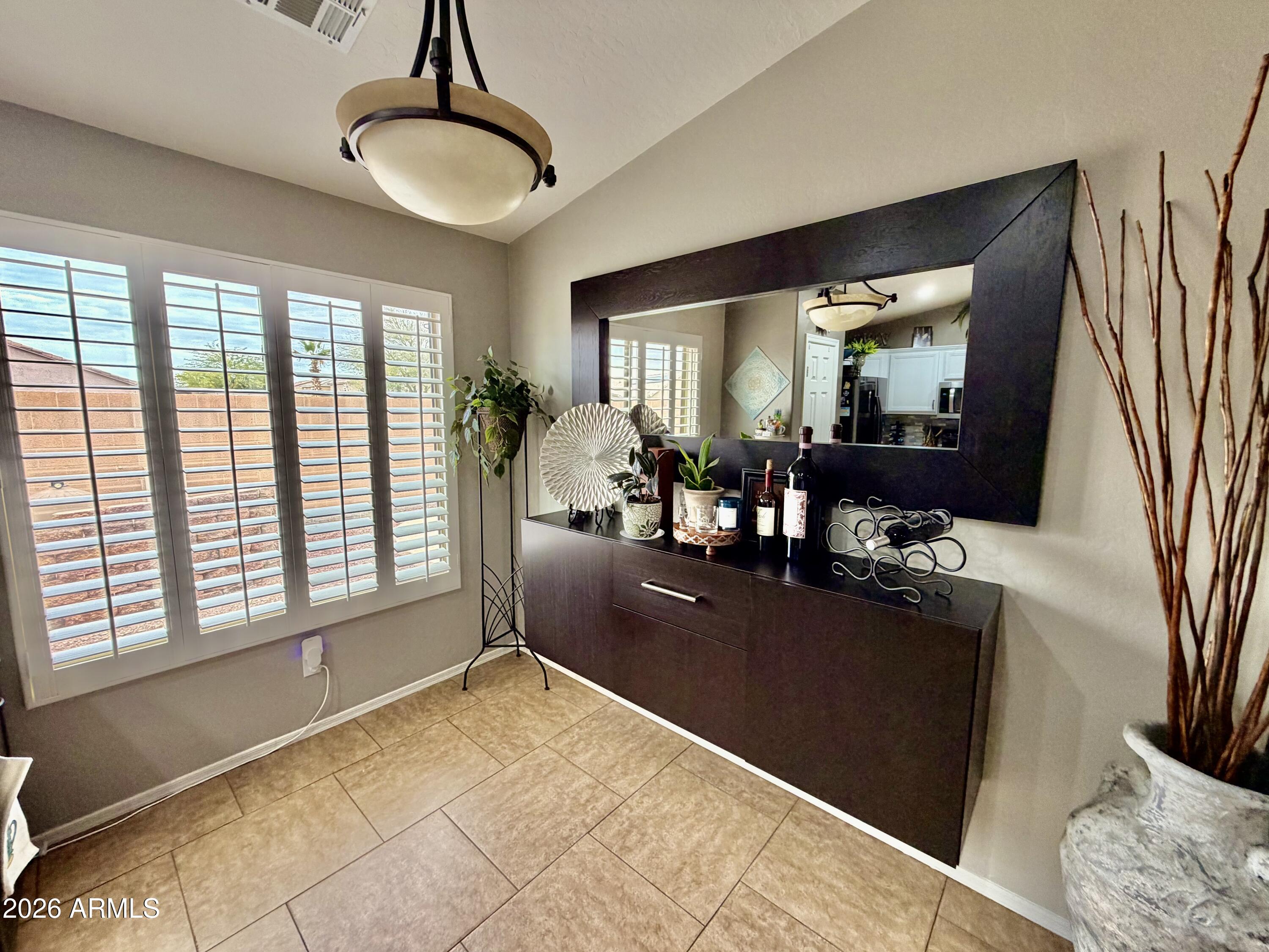 1794 N DESERT WILLOW Street