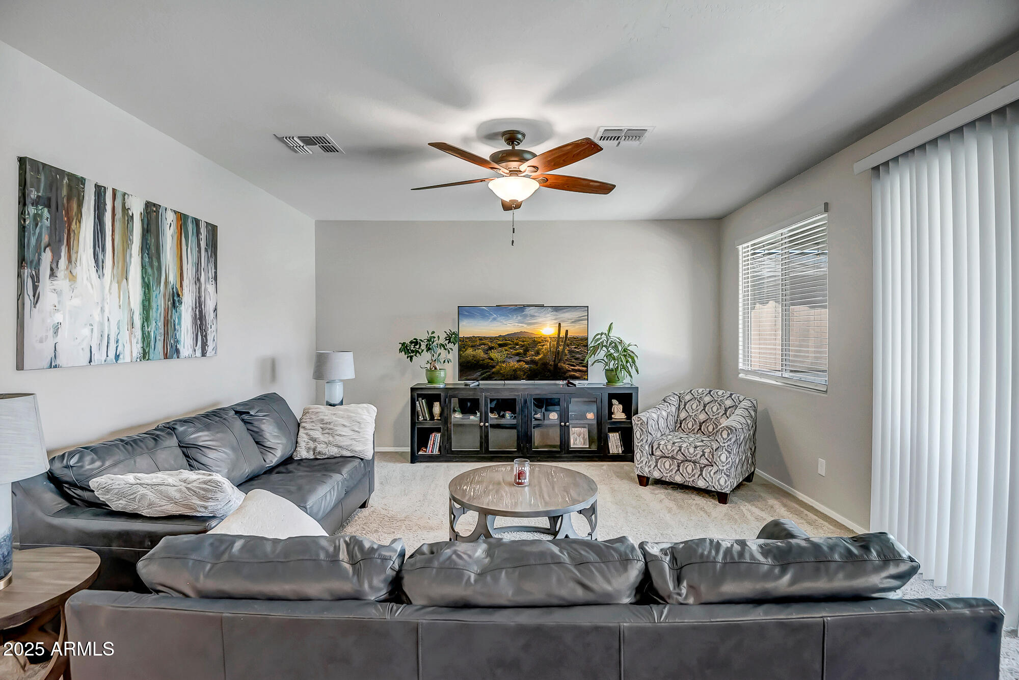 18662 W FOOTHILL Drive