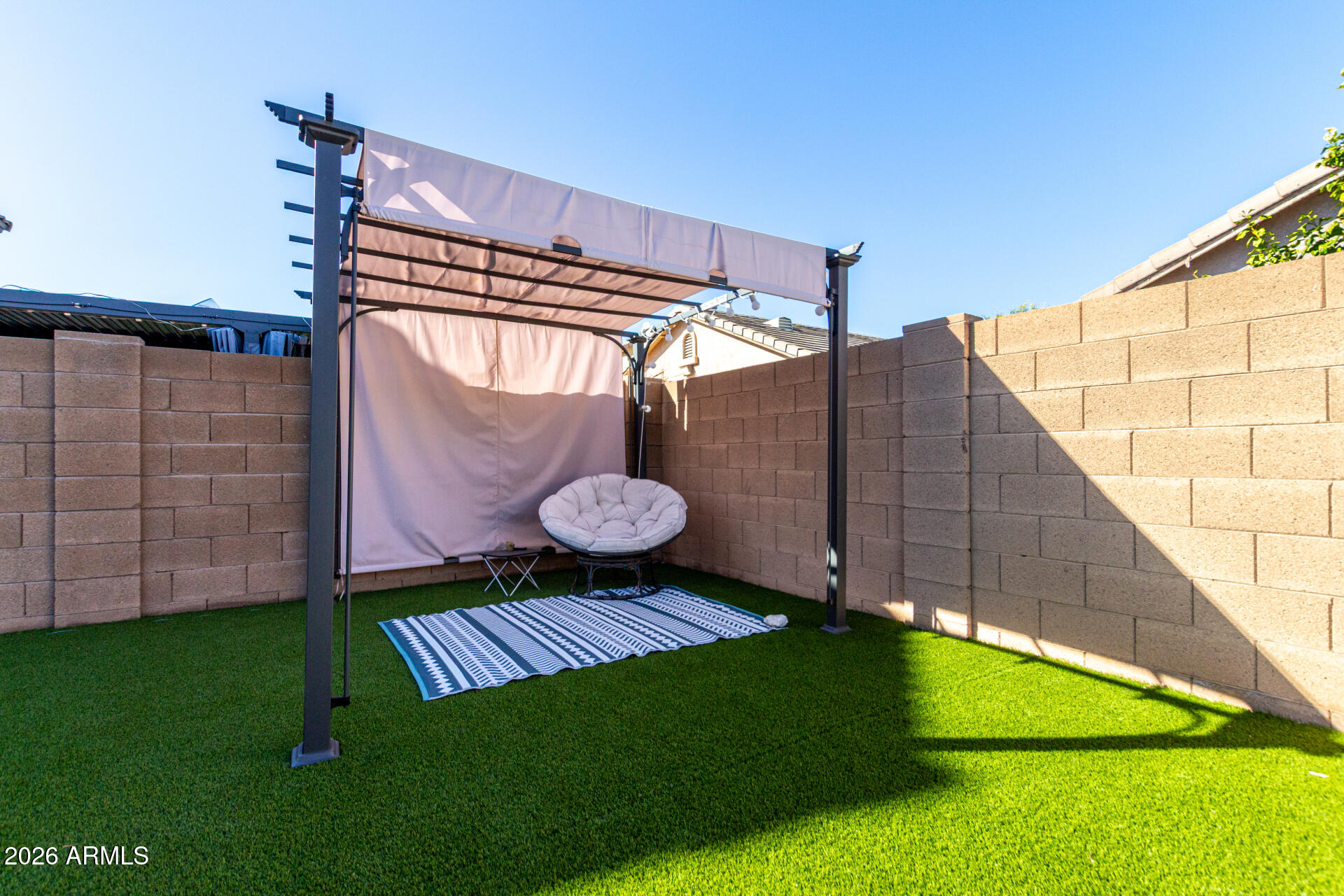 812 W SAINT CHARLES Avenue