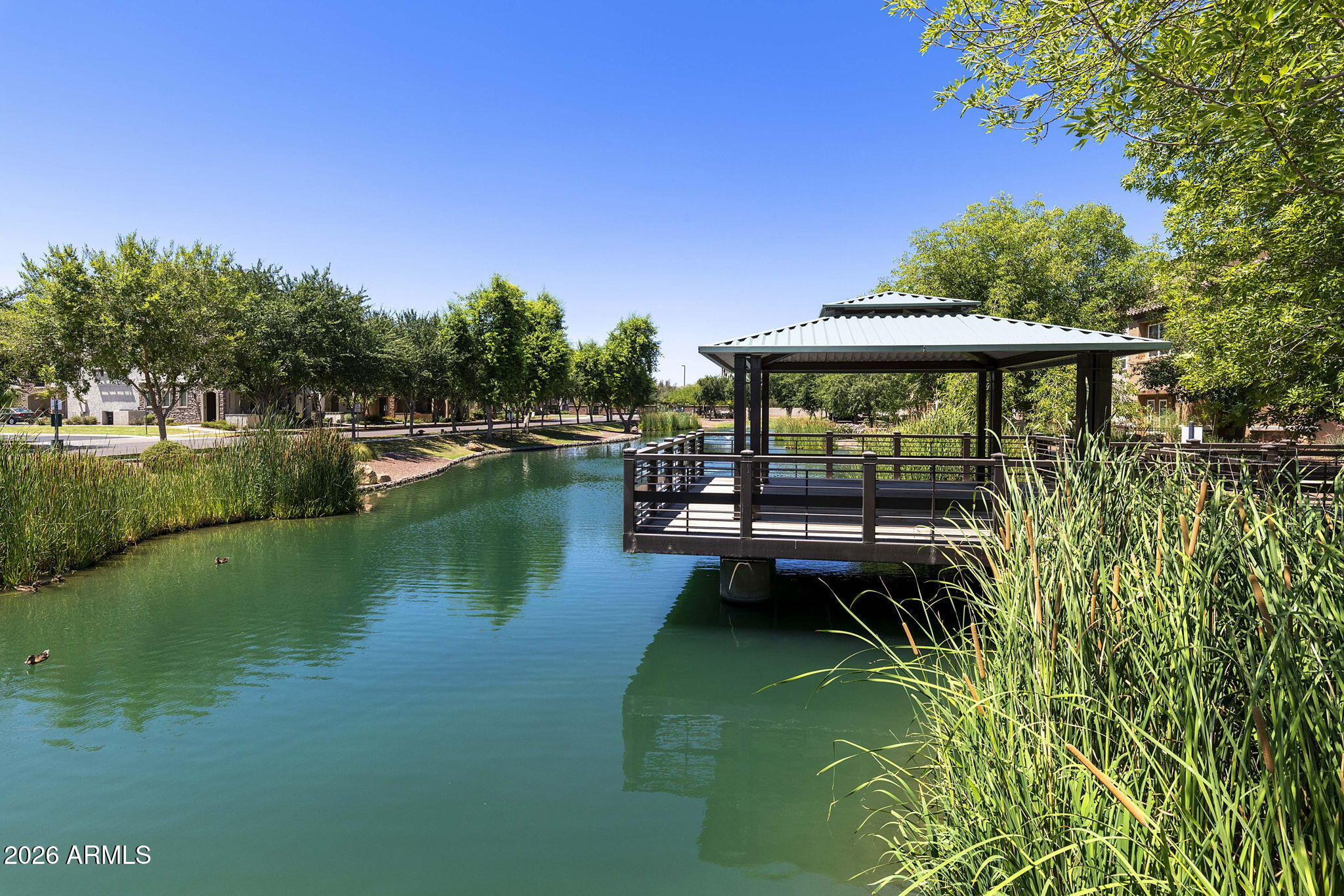 2760 S HARMONY Avenue