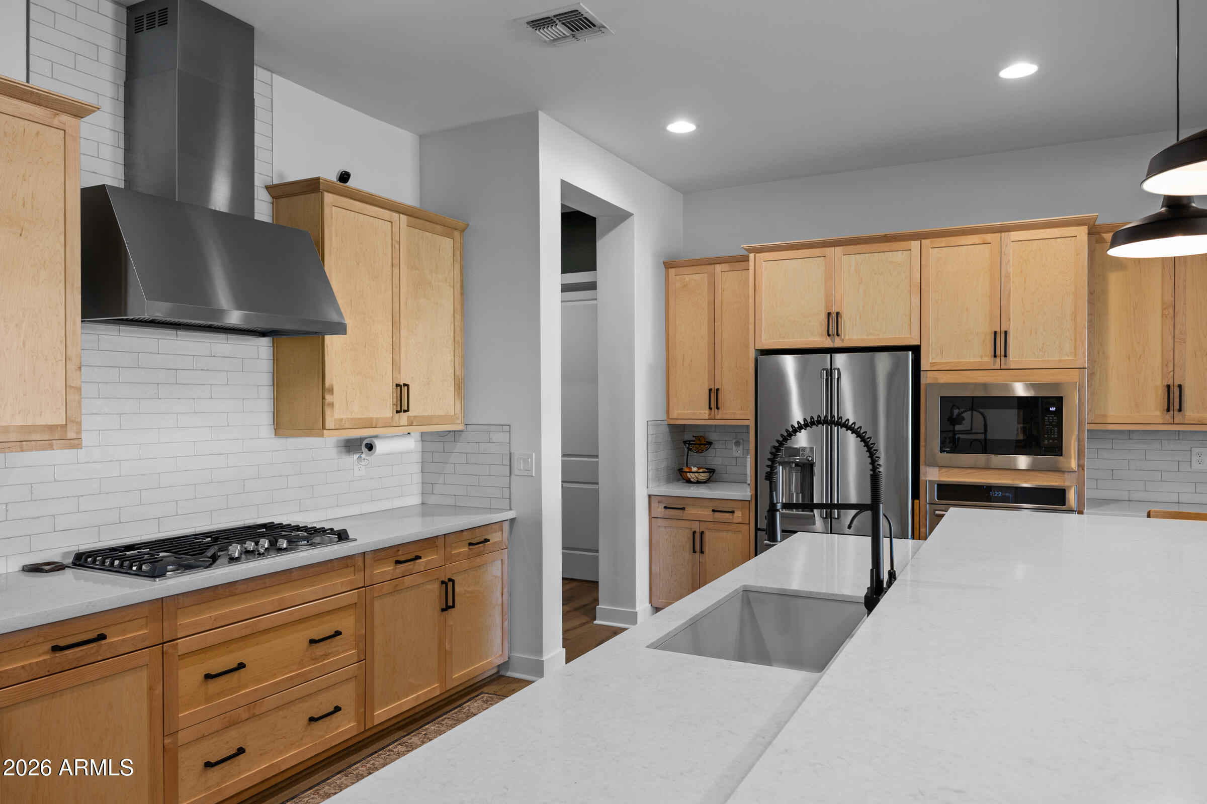 23120 E VIA LAS BRISAS