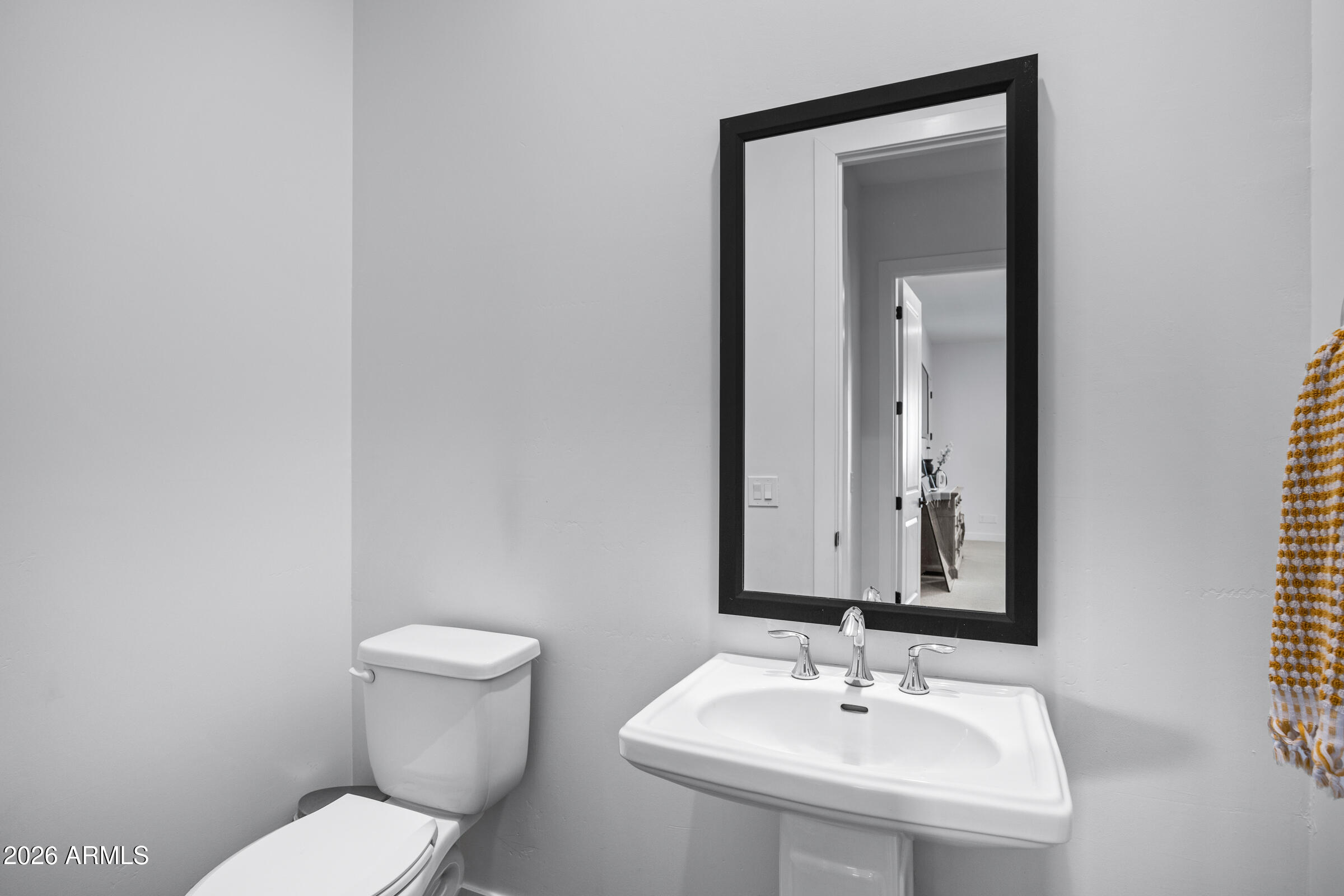 23120 E VIA LAS BRISAS