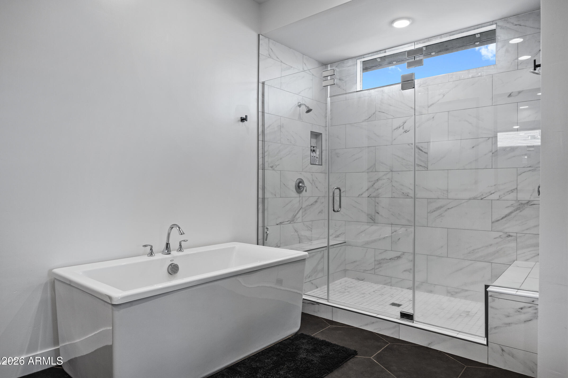 23120 E VIA LAS BRISAS