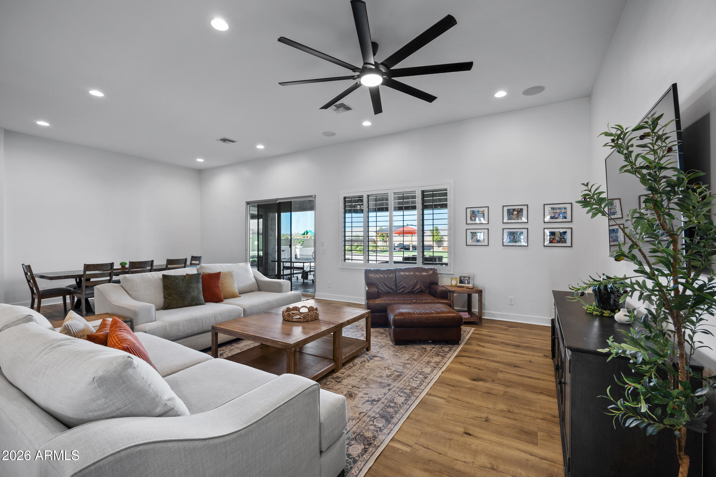 23120 E VIA LAS BRISAS