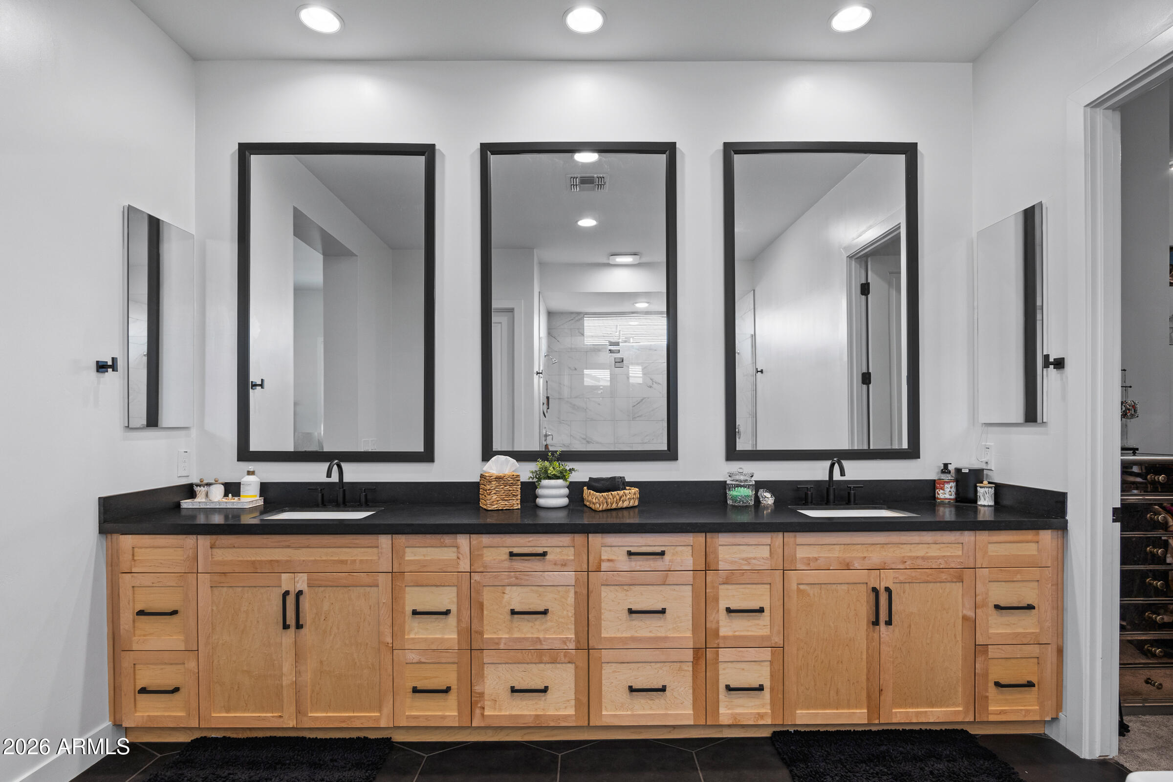 23120 E VIA LAS BRISAS