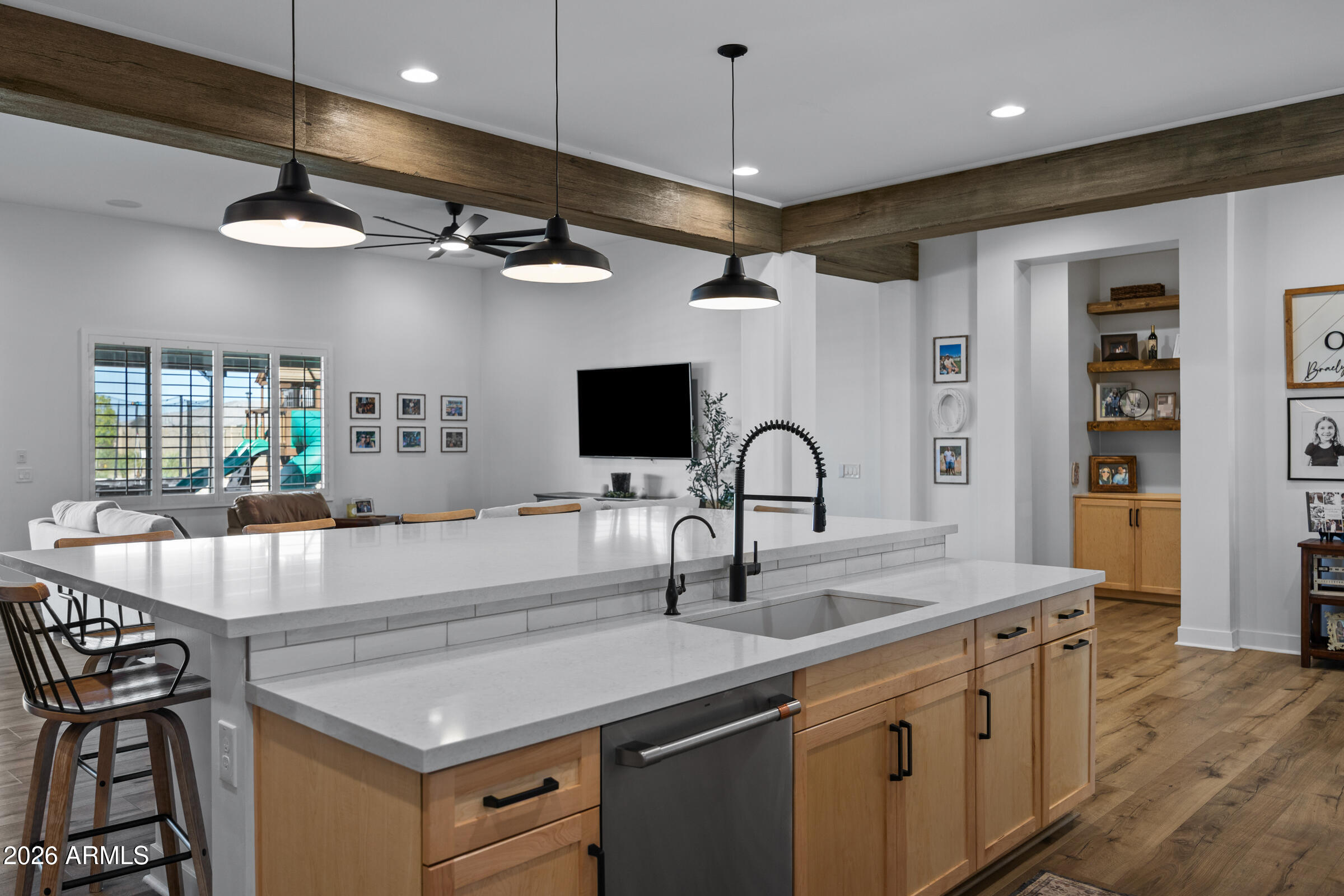 23120 E VIA LAS BRISAS