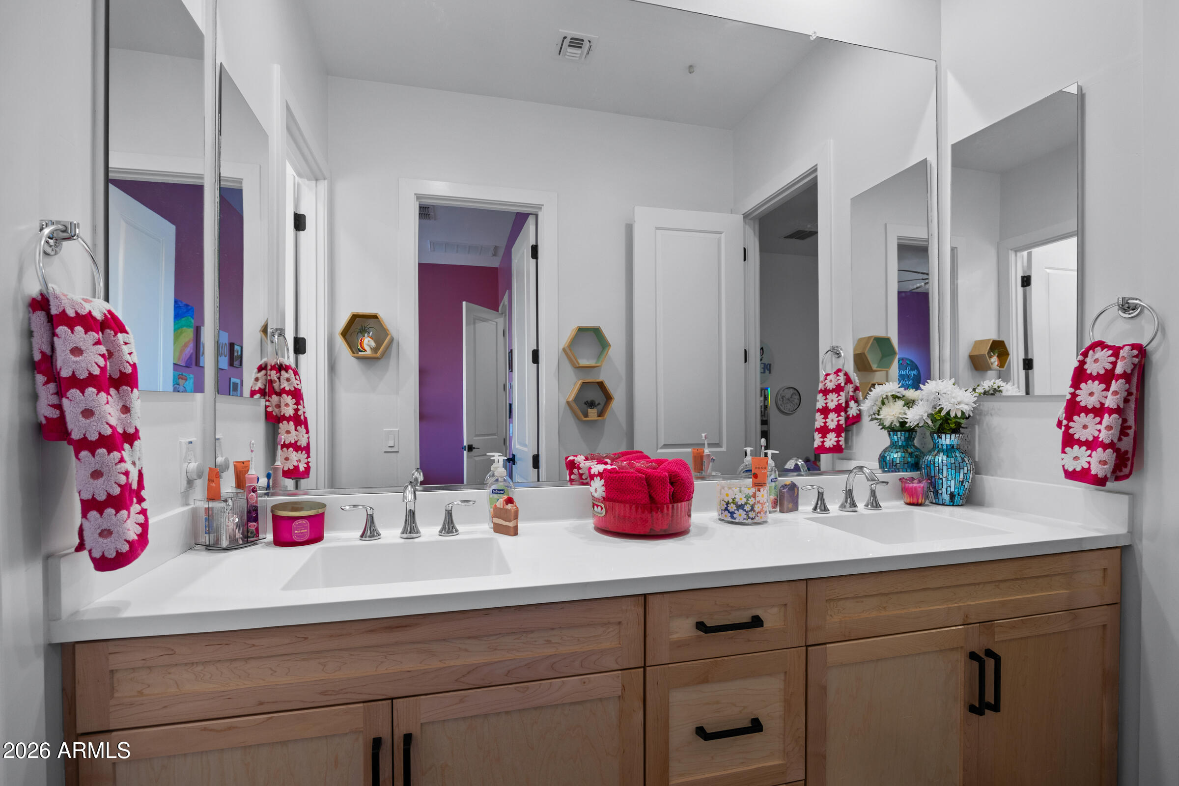 23120 E VIA LAS BRISAS