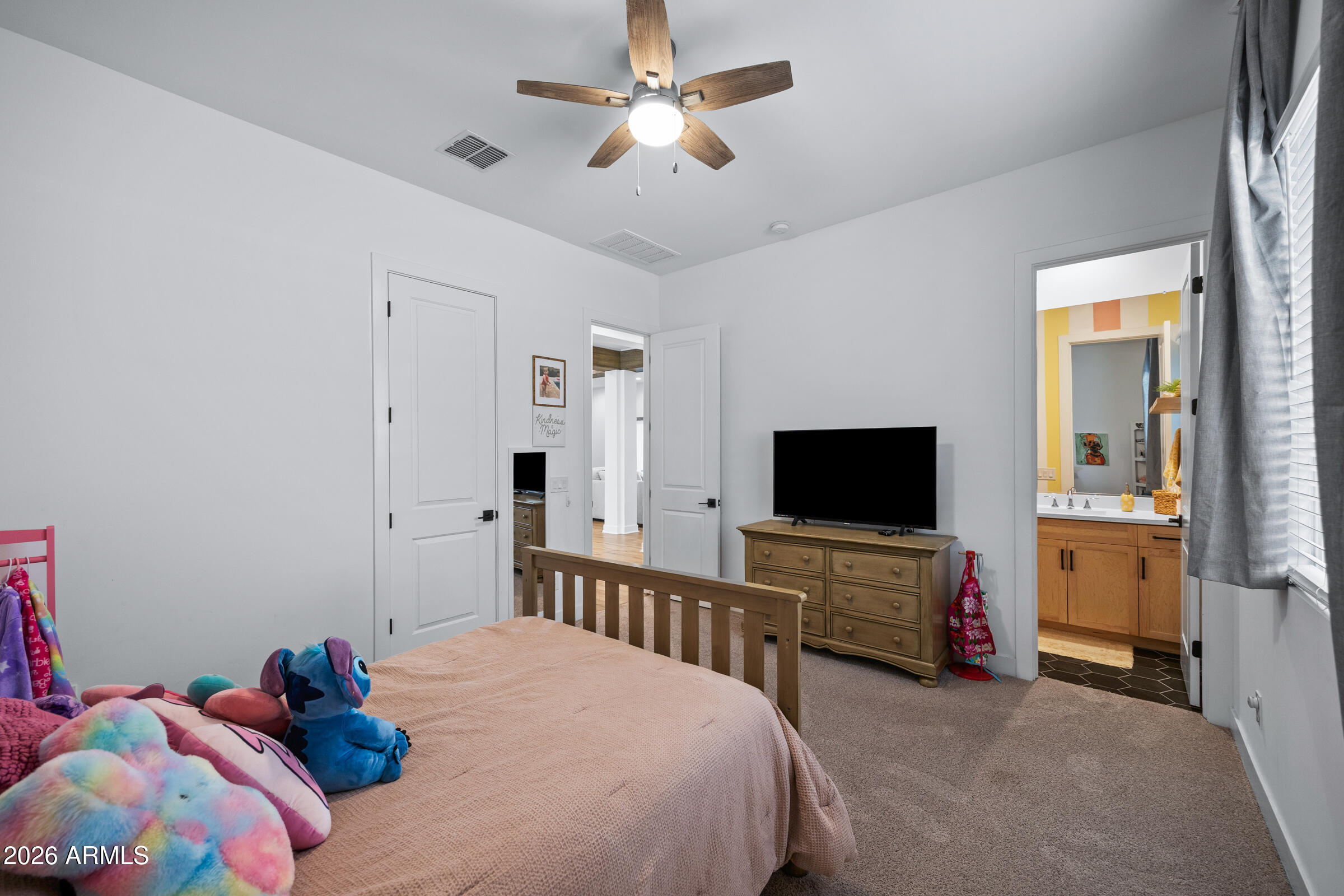 23120 E VIA LAS BRISAS