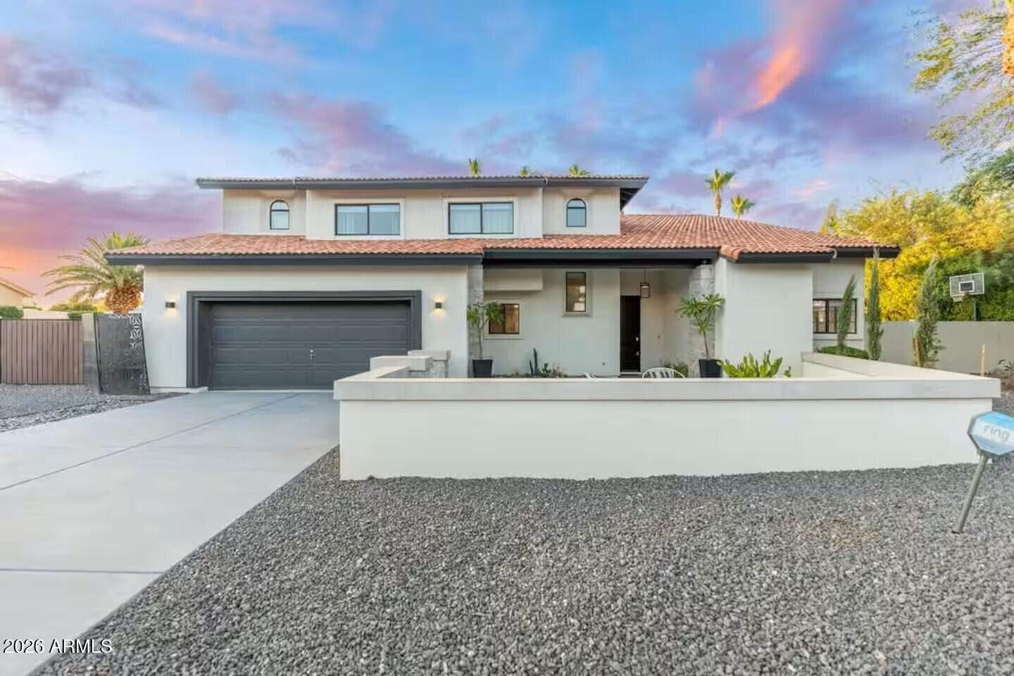 2814 E EVANS Drive