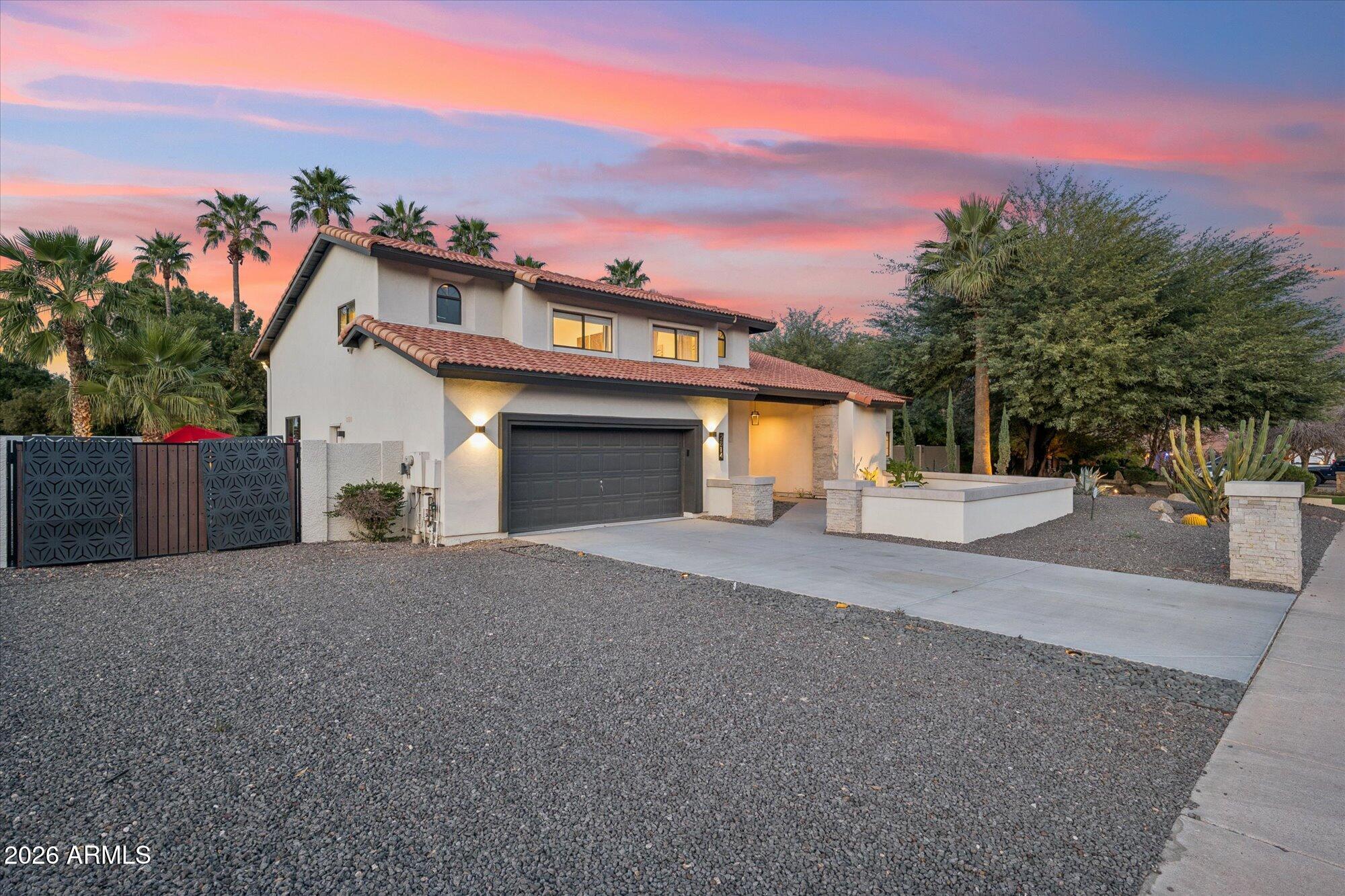 2814 E EVANS Drive