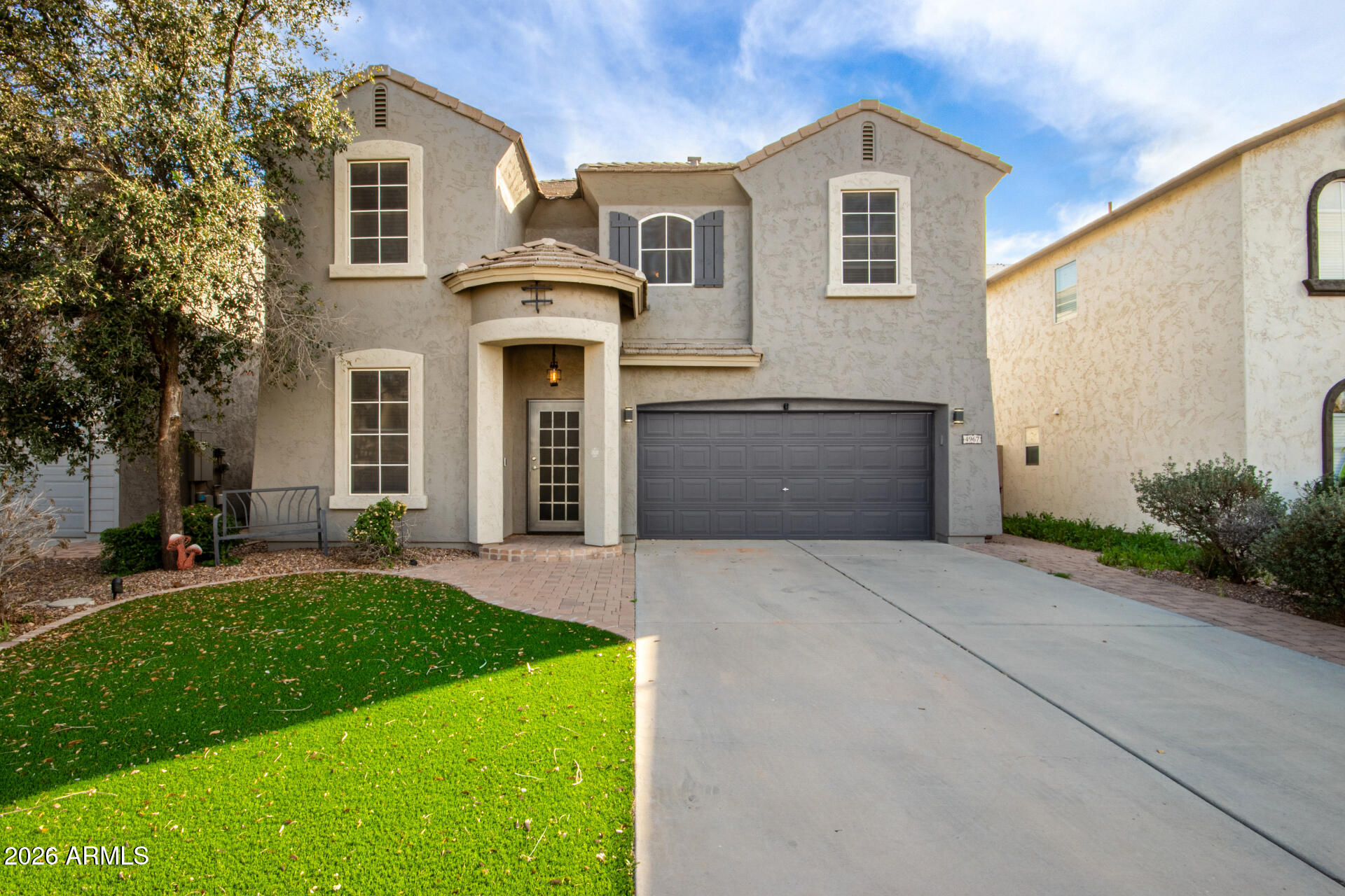 4967 E MEADOW LARK Way