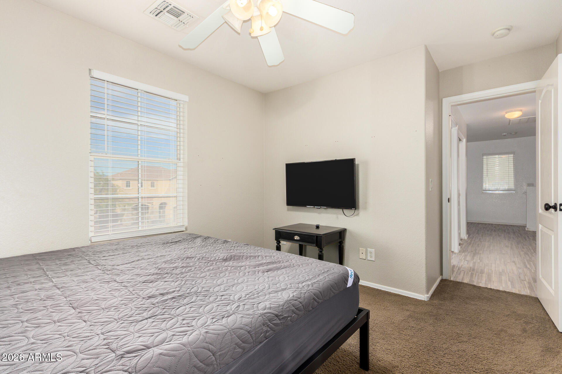 4967 E MEADOW LARK Way