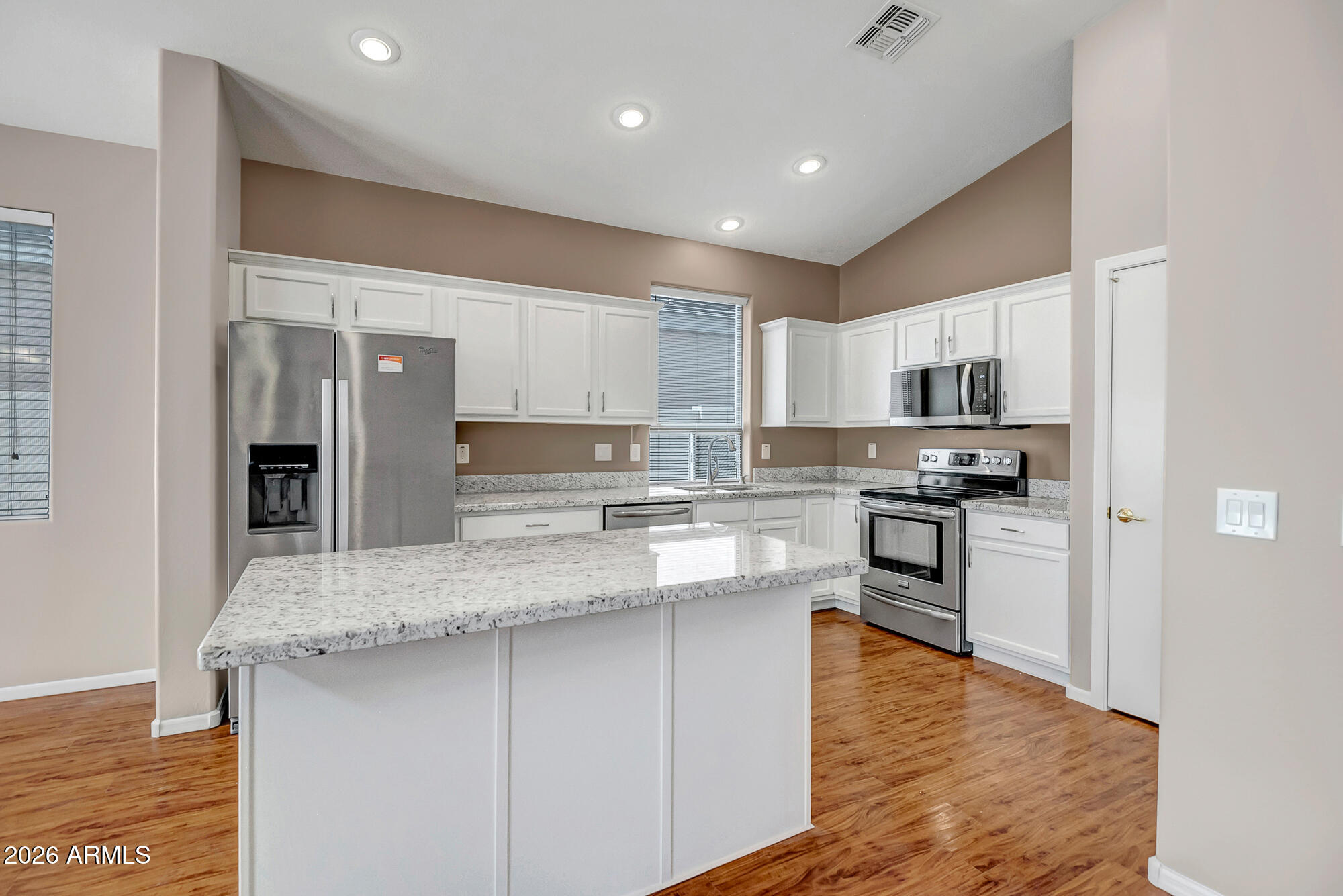 18145 W BUENA VISTA Drive