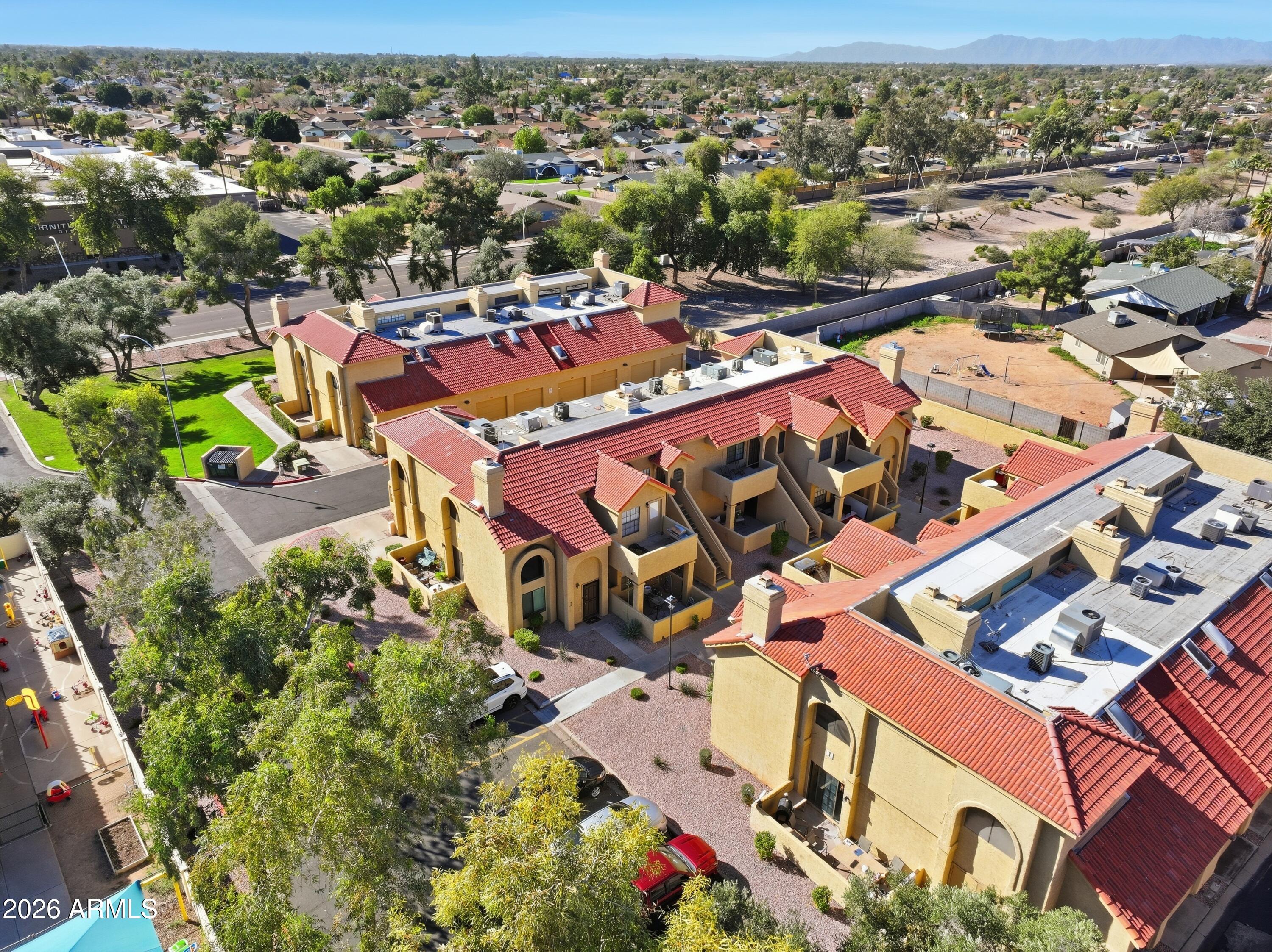 1126 W ELLIOT Road 1003