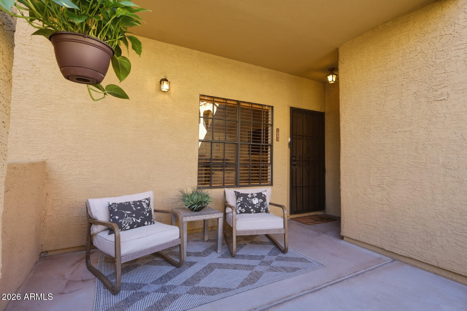 1126 W ELLIOT Road 1003