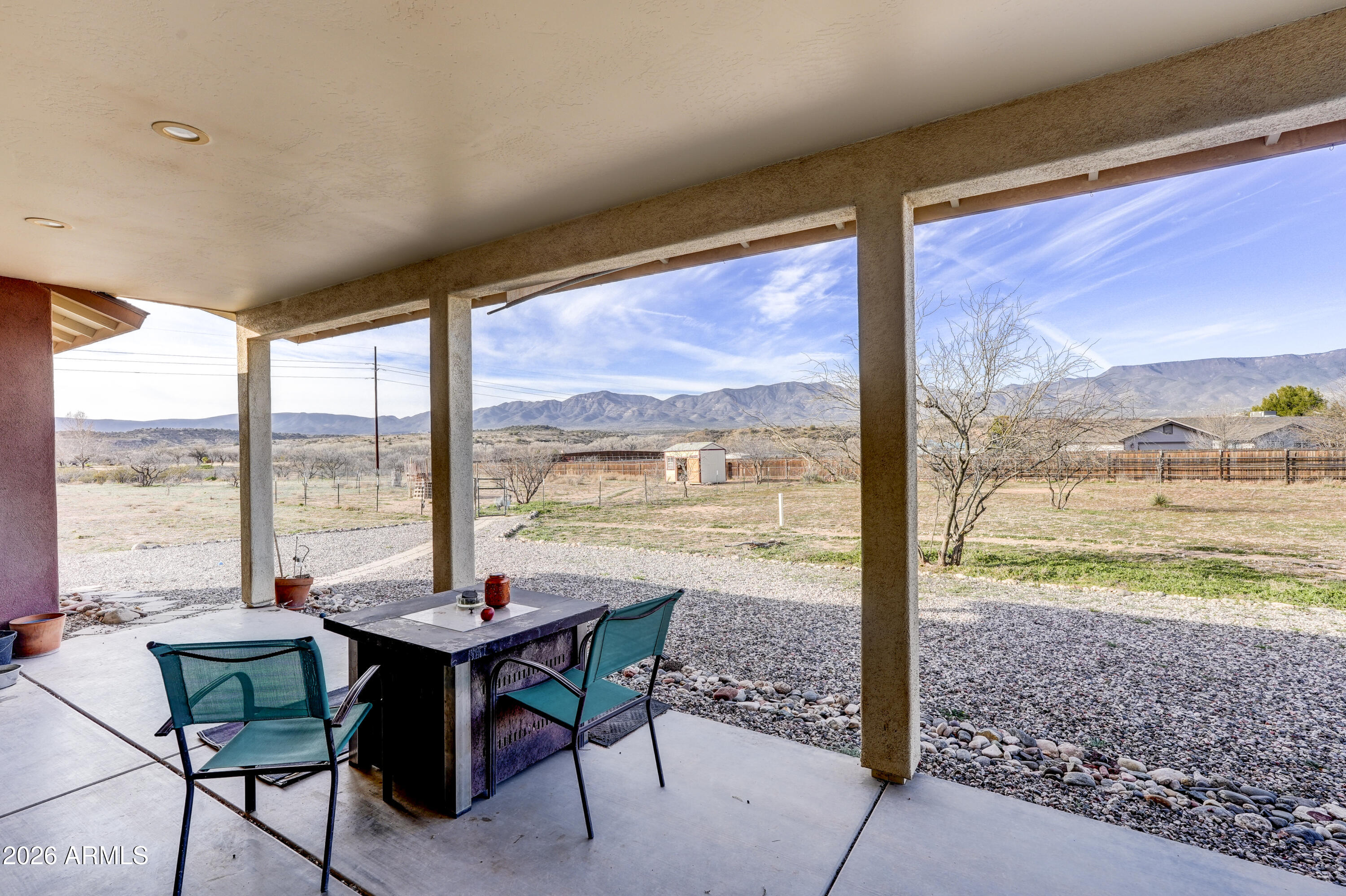 2771 S COUNTRY HILL Road