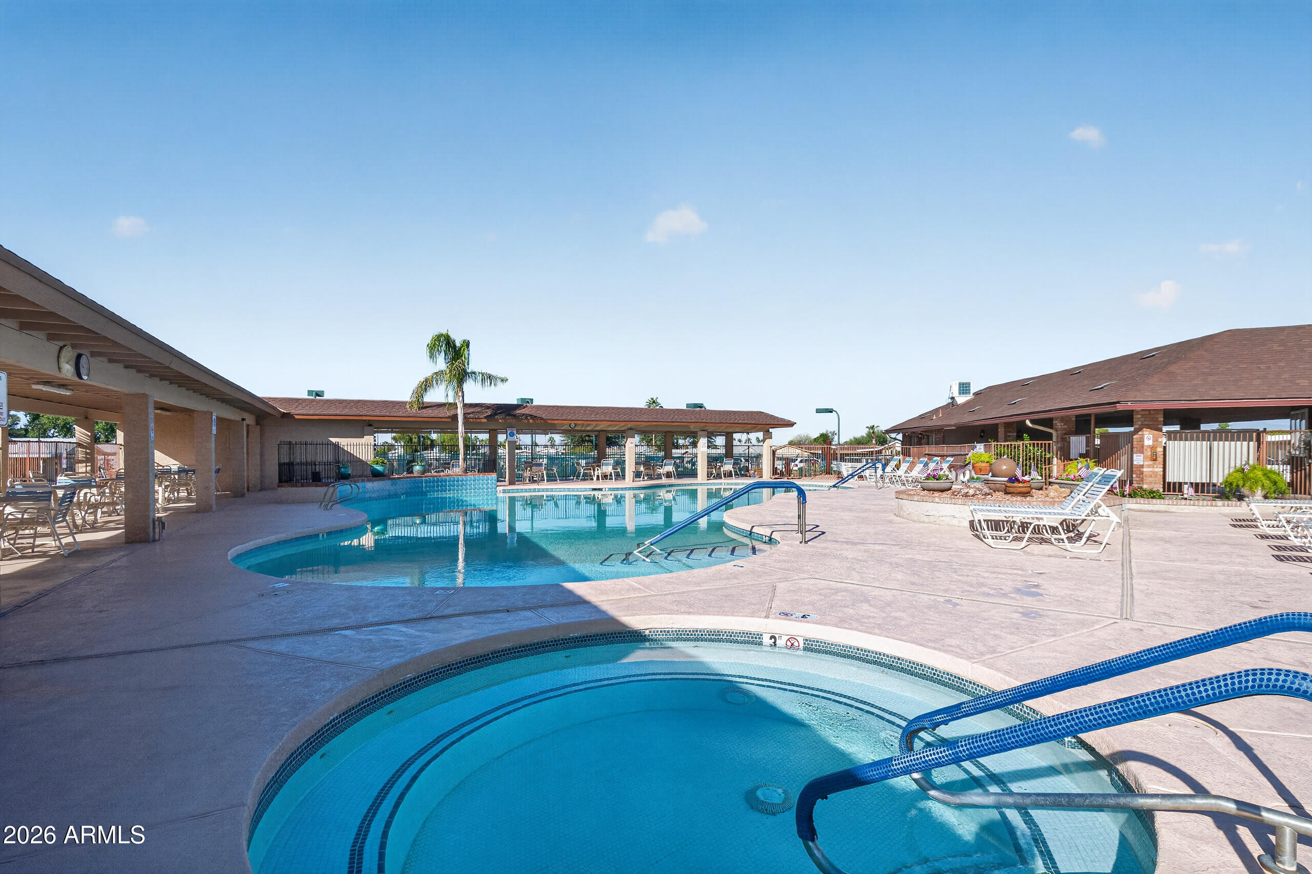 5735 E MCDOWELL Road 26