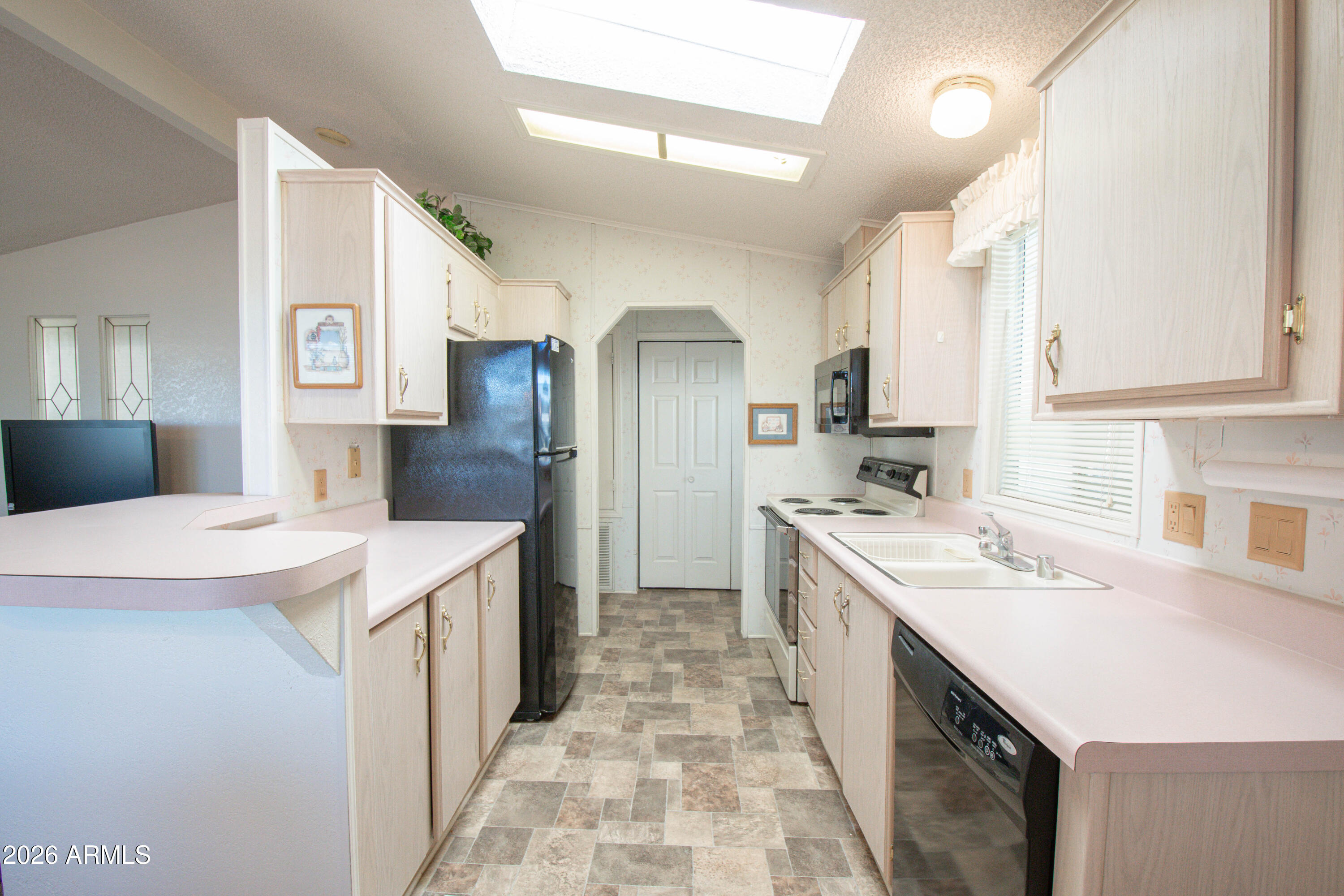 5735 E MCDOWELL Road 26
