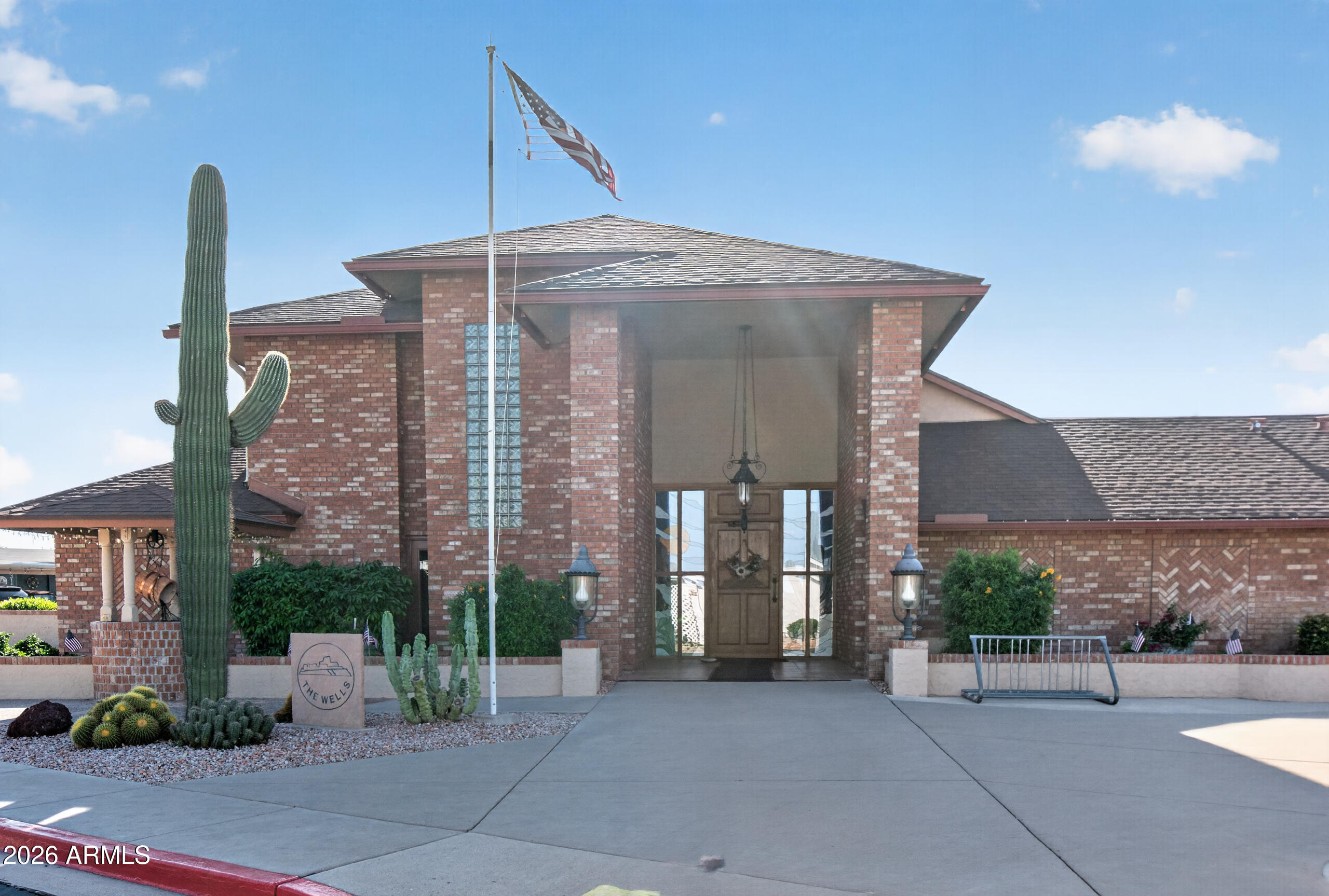 5735 E MCDOWELL Road 26