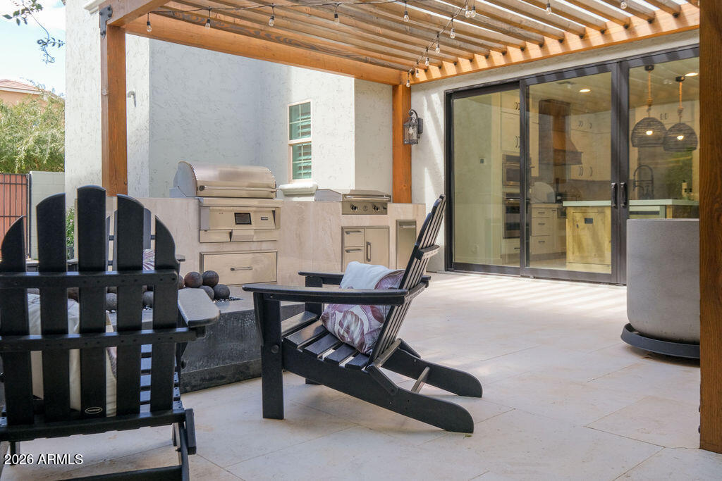 3923 E GALVESTON Street