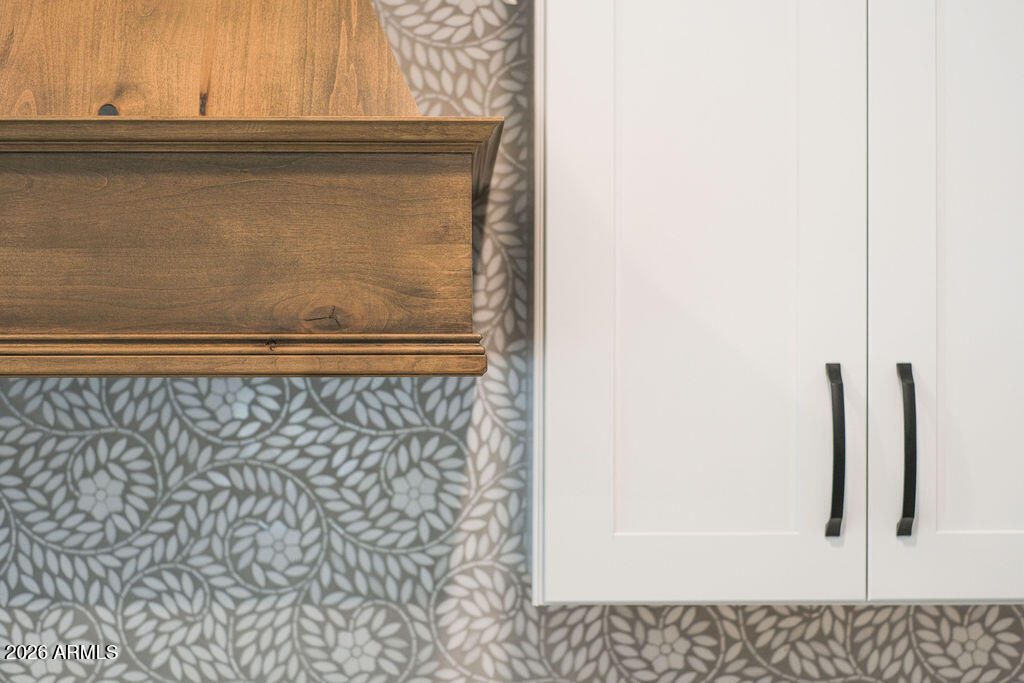 3923 E GALVESTON Street