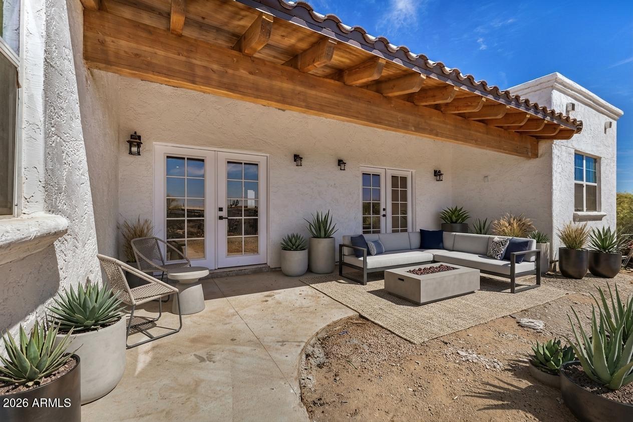 317 W FRONTIER Street