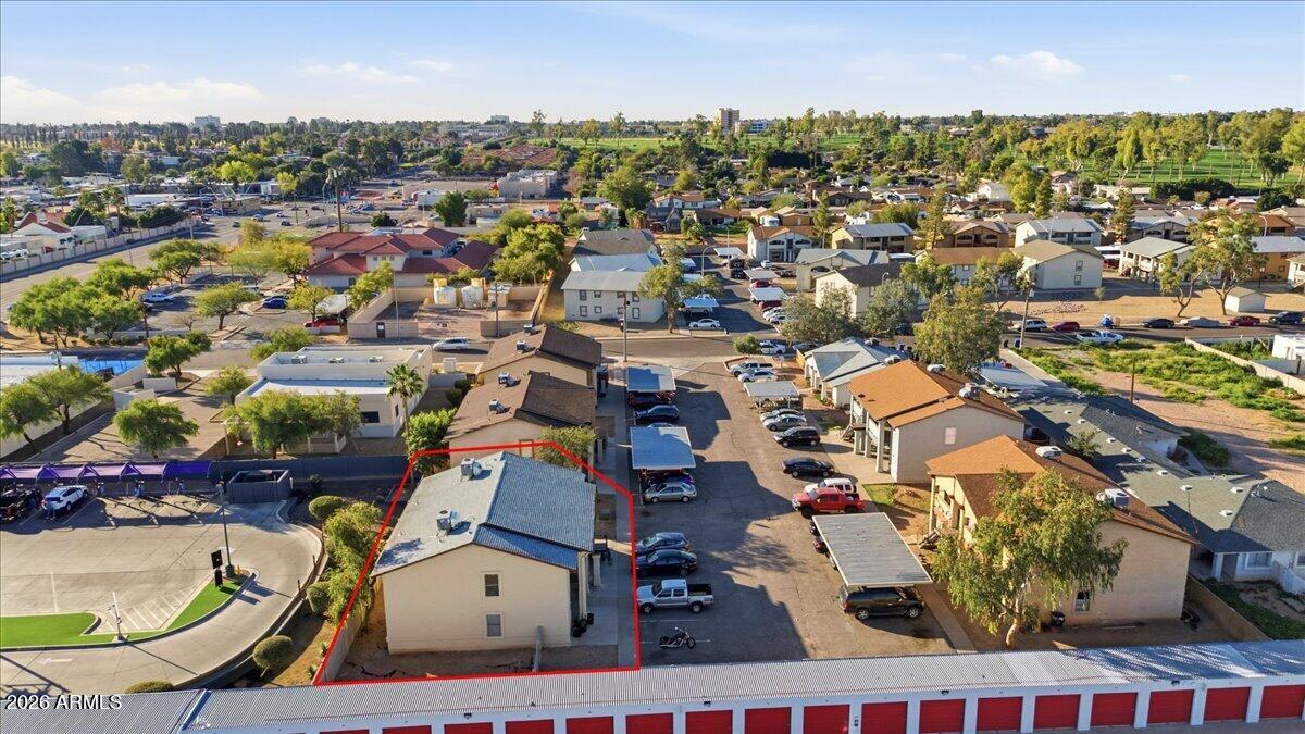 434 W IVYGLEN Street 105