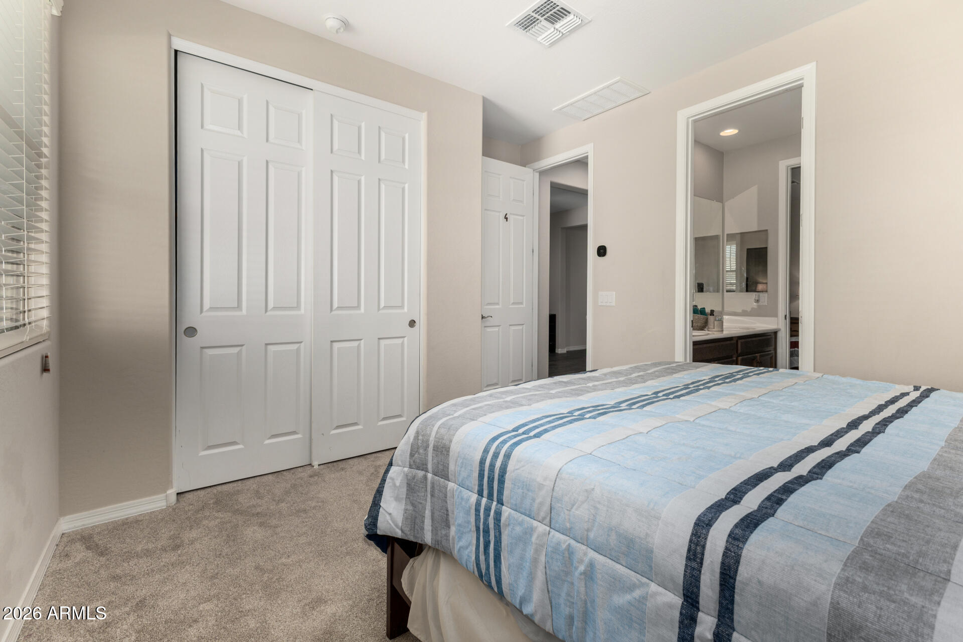 18427 W PASADENA Avenue