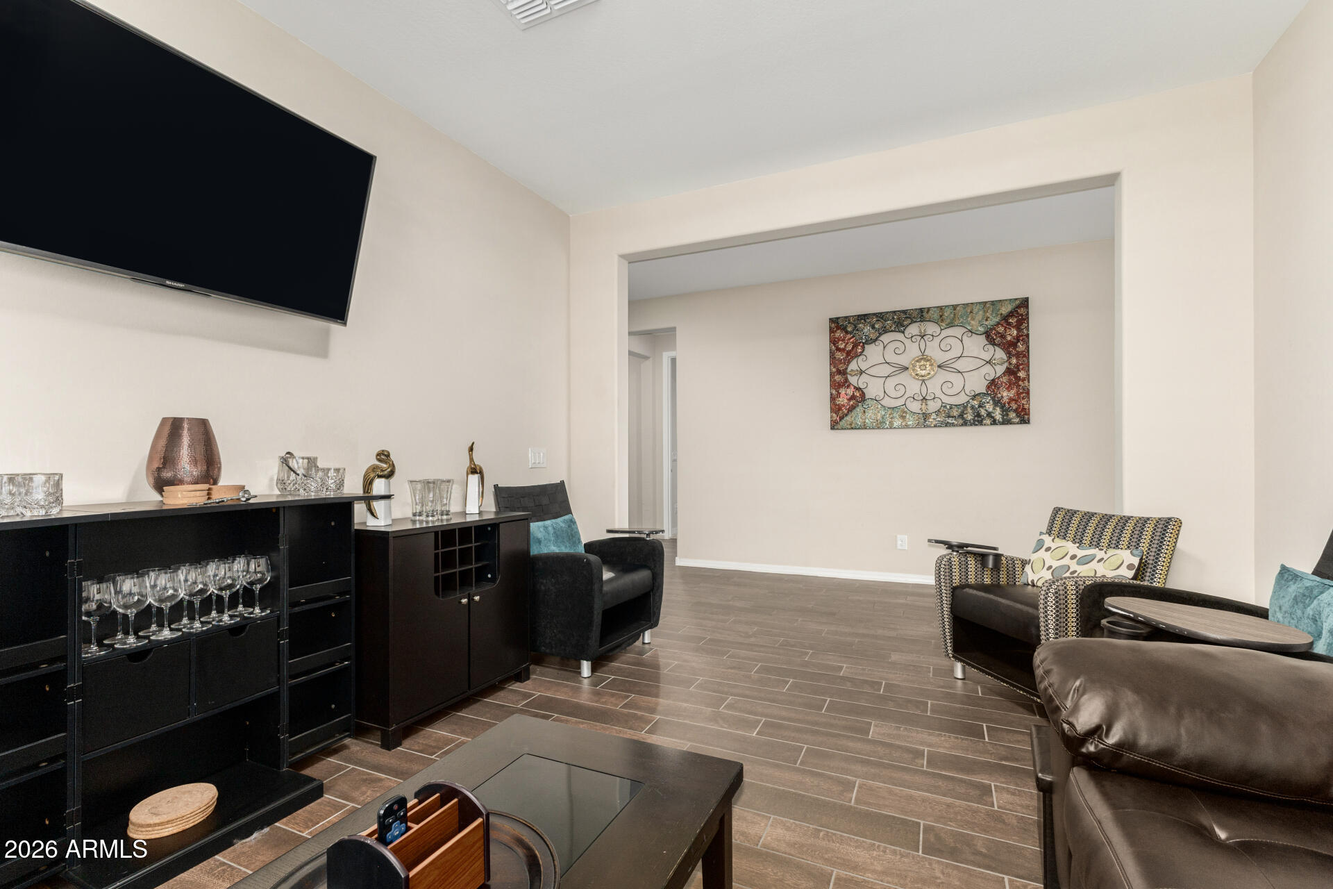 18427 W PASADENA Avenue